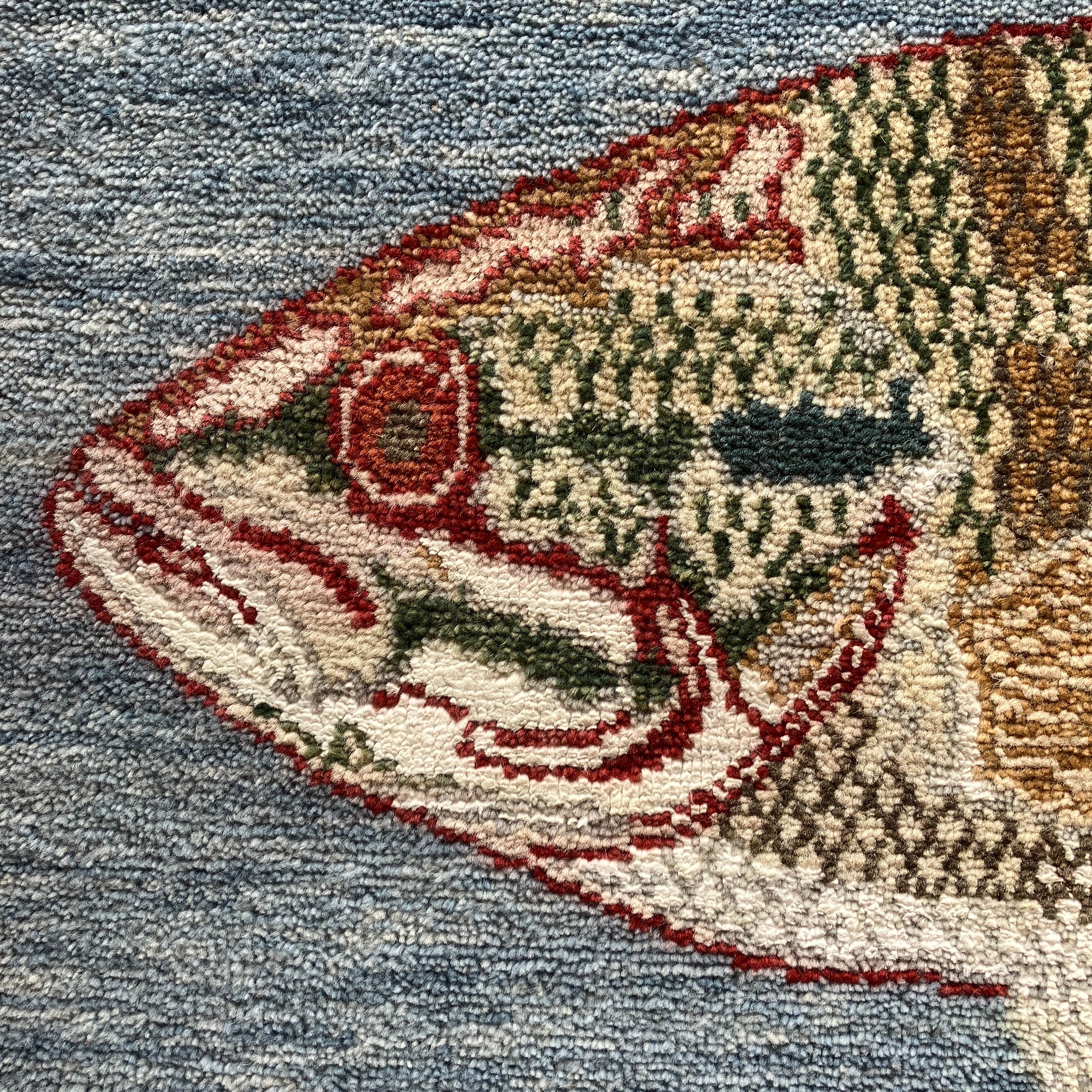 Nomad Collection - 2' 02" x 3' 01" (2'x3') Mat - Small Mouth Bass Fish Mat - Blue - Hand Knotted Wool Mat