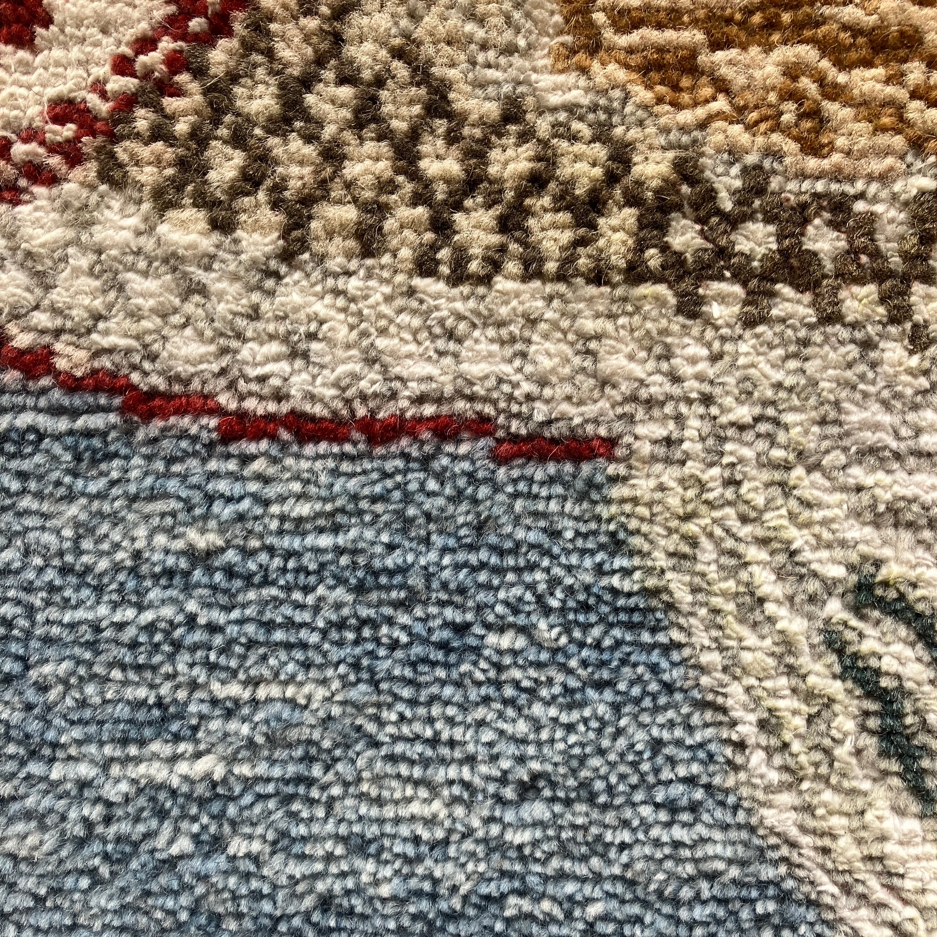 Nomad Collection - 2' 02" x 3' 01" (2'x3') Mat - Small Mouth Bass Fish Mat - Blue - Hand Knotted Wool Mat