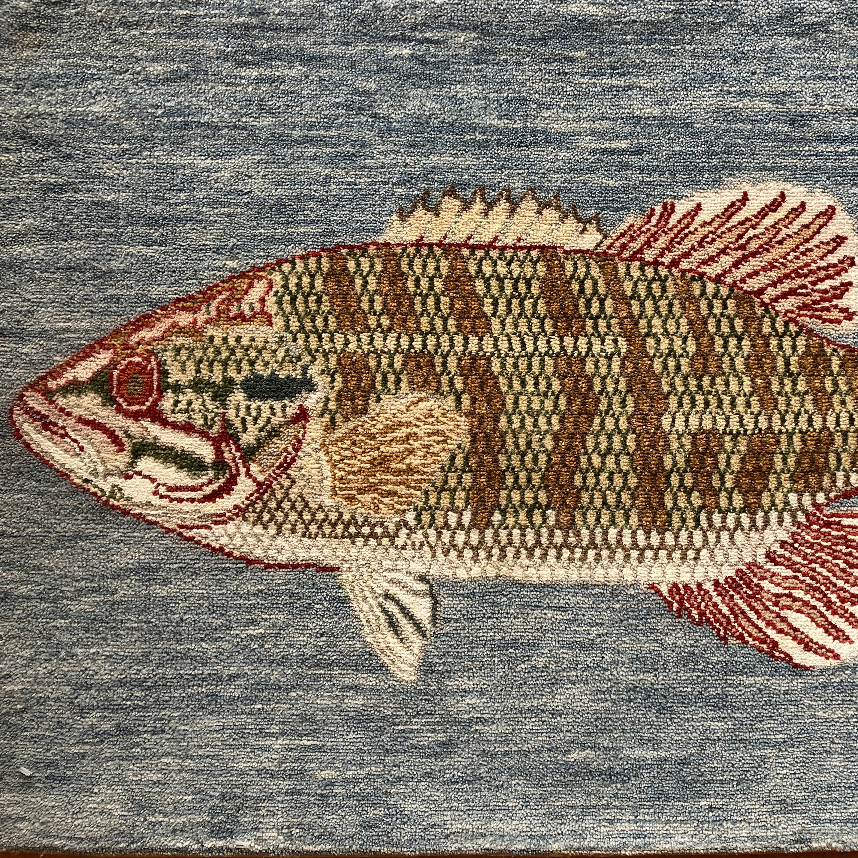 Nomad Collection - 2' 02" x 3' 01" (2'x3') Mat - Small Mouth Bass Fish Mat - Blue - Hand Knotted Wool Mat