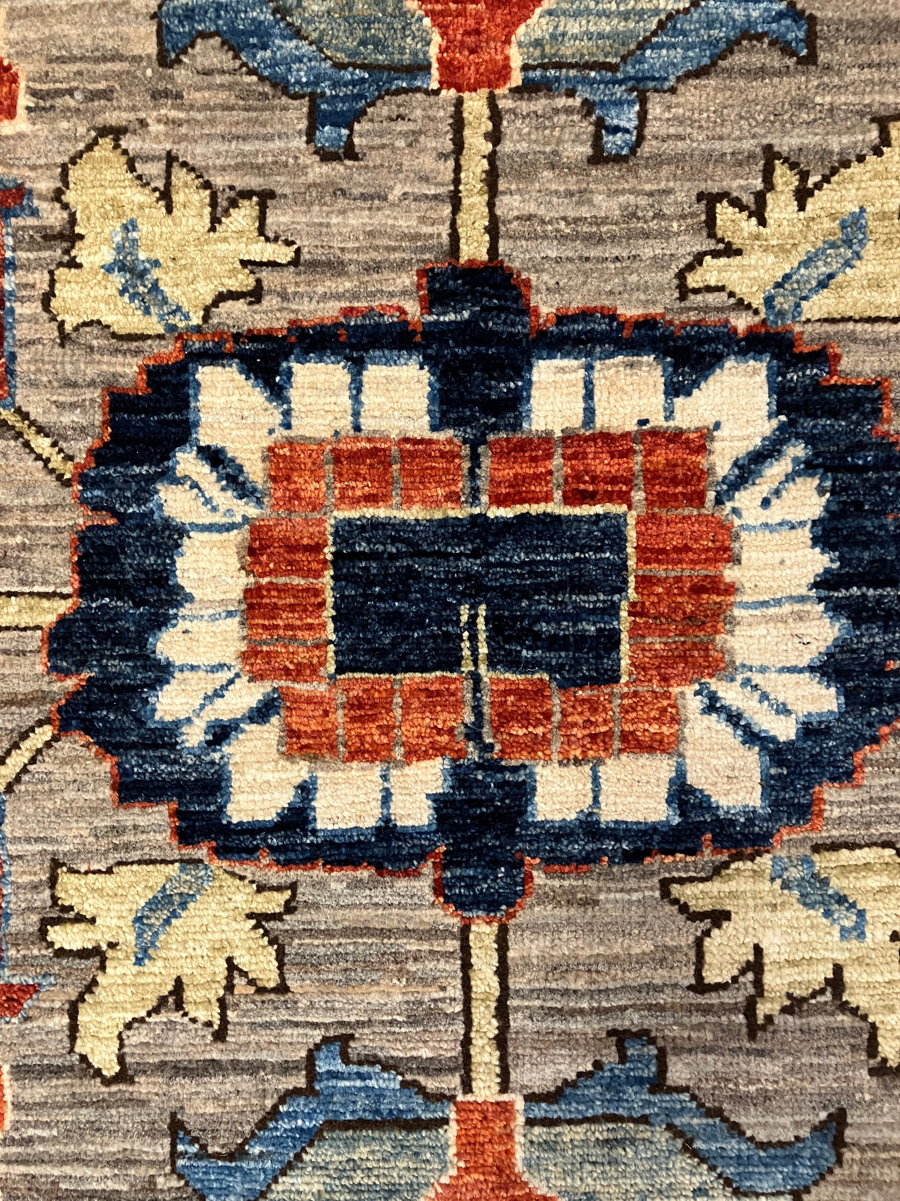 Aryana - 7' 05" x 9' 11" - Grey Blue Rust - Hand Knotted Aryana Area Rug - Traditional Classic Rug