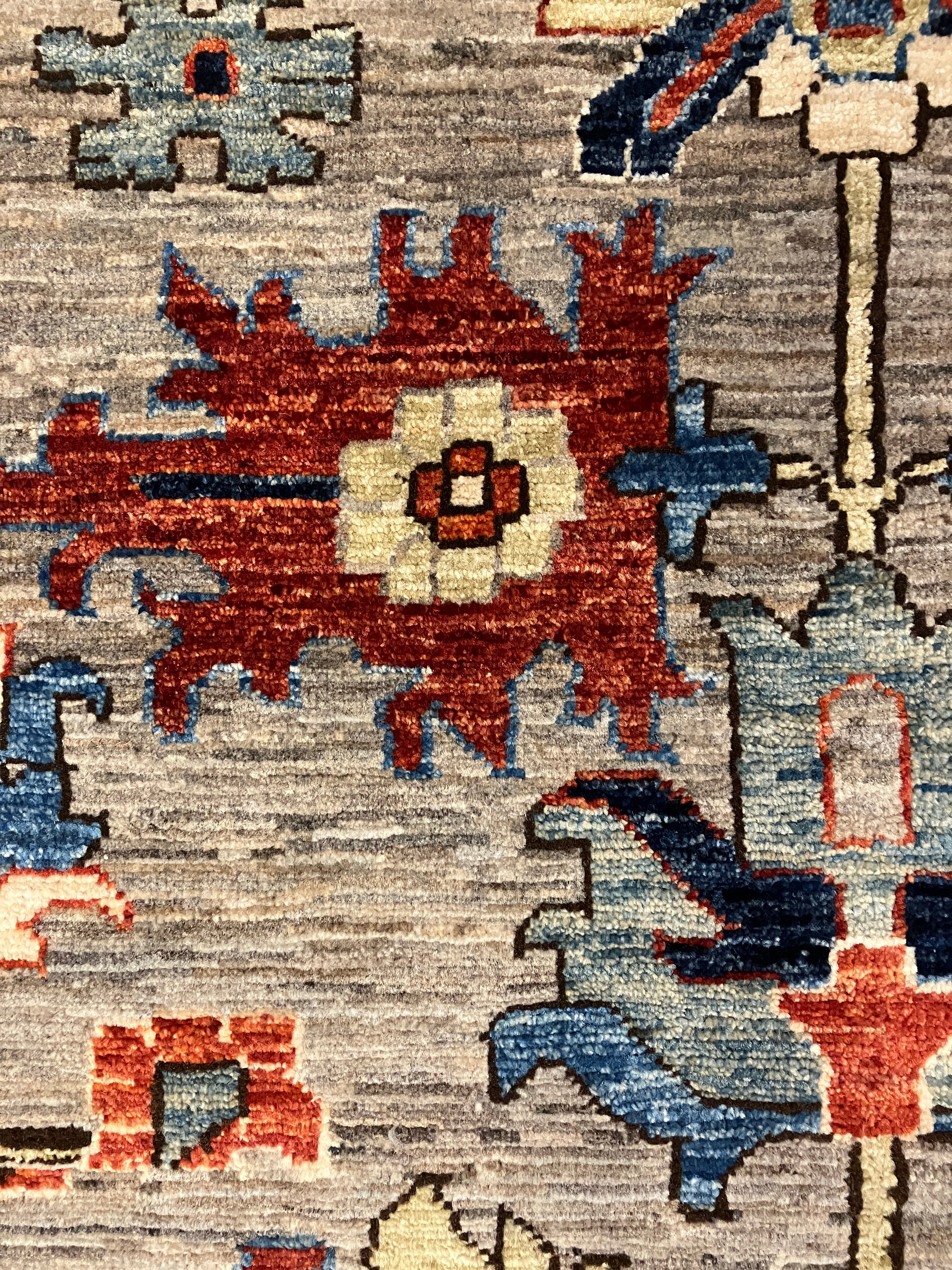 Aryana - 7' 05" x 9' 11" - Grey Blue Rust - Hand Knotted Aryana Area Rug - Traditional Classic Rug