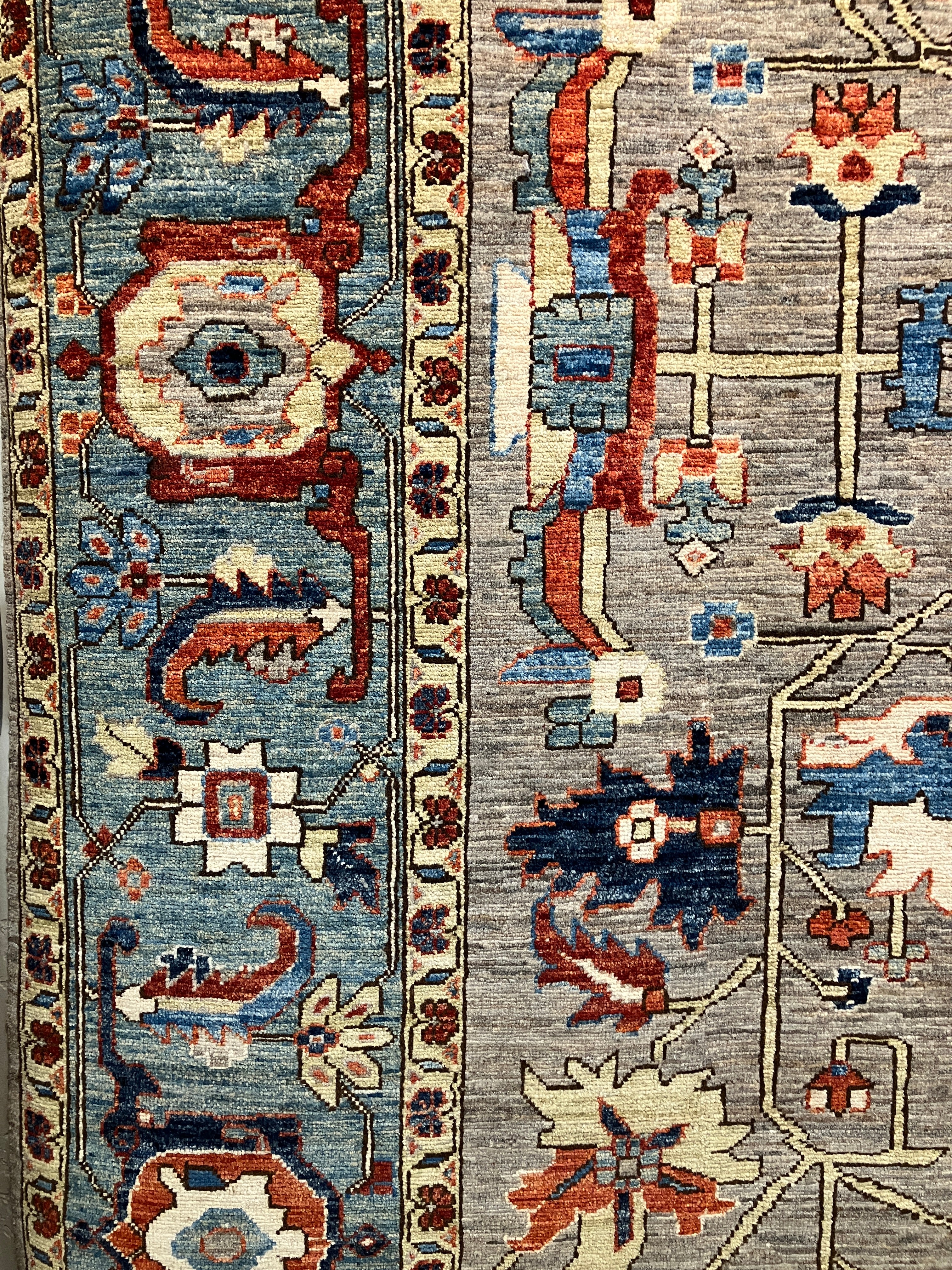 Aryana - 7' 05" x 9' 11" - Grey Blue Rust - Hand Knotted Aryana Area Rug - Traditional Classic Rug