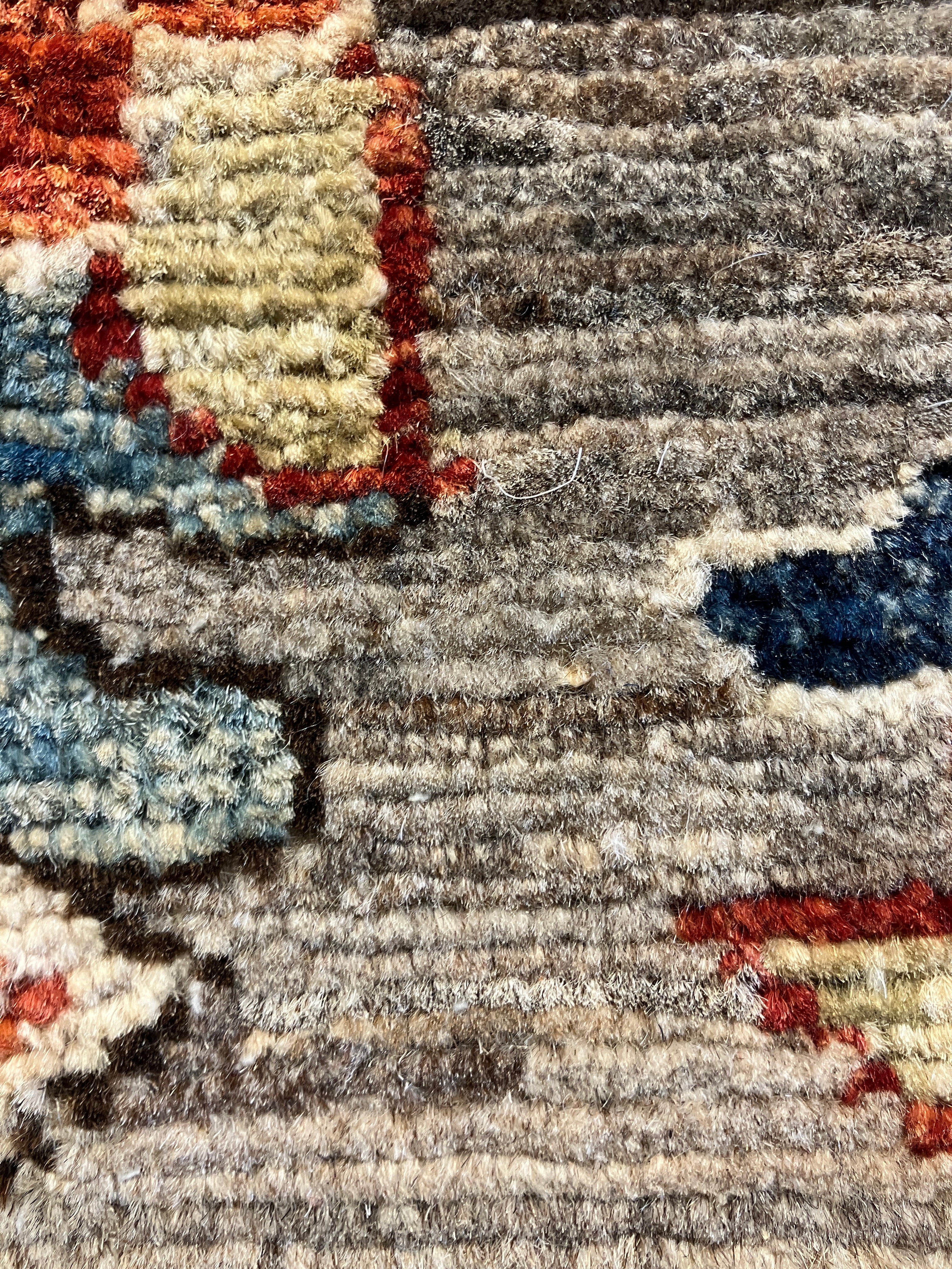 Aryana - 7' 05" x 9' 11" - Grey Blue Rust - Hand Knotted Aryana Area Rug - Traditional Classic Rug