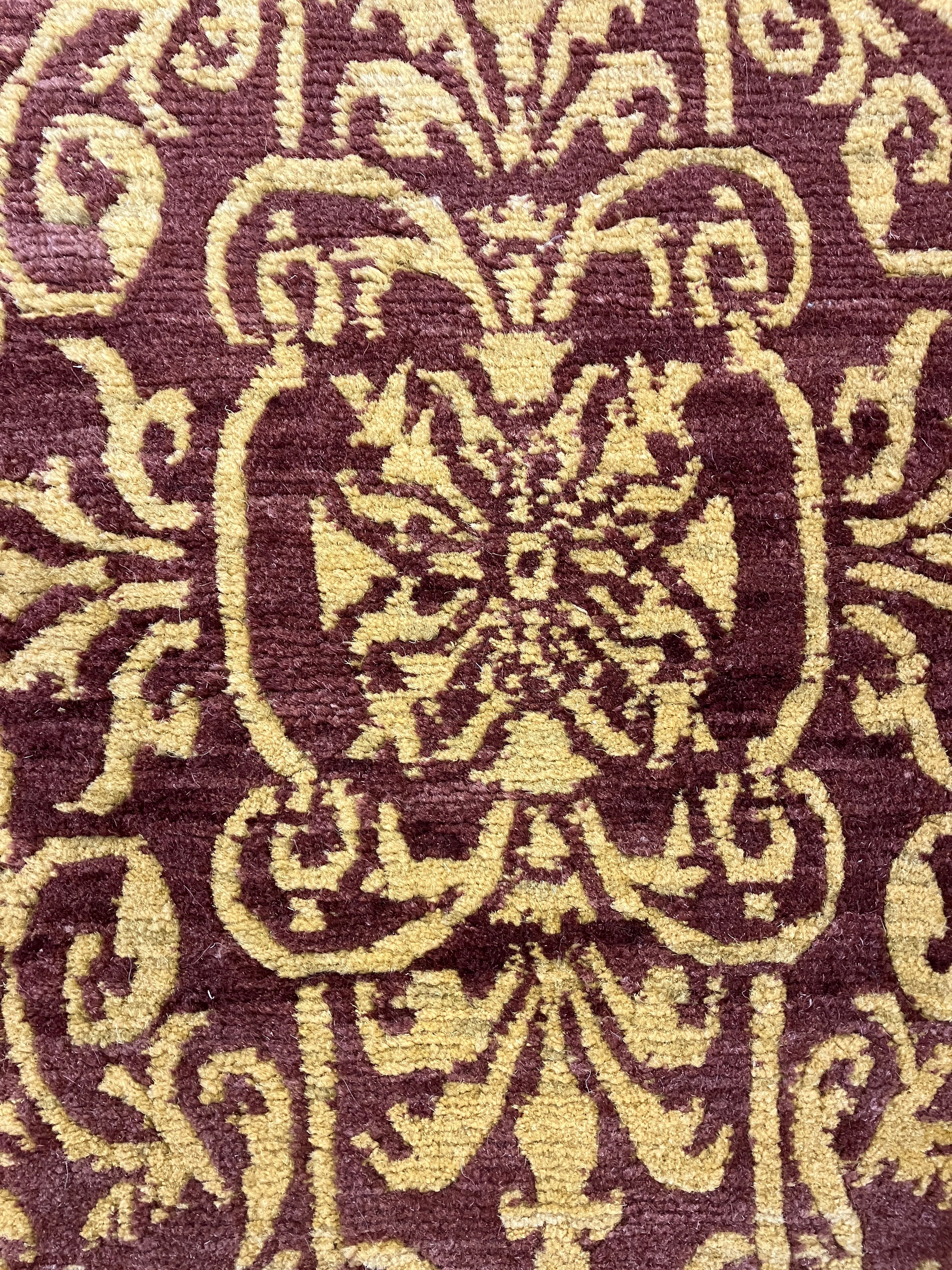 Tibetano Collection Wool - 7' 10" x 8' 03" - Plum & Gold - Wool Contemporary Modern Area Rug - Damask Tibet Nepal Rug
