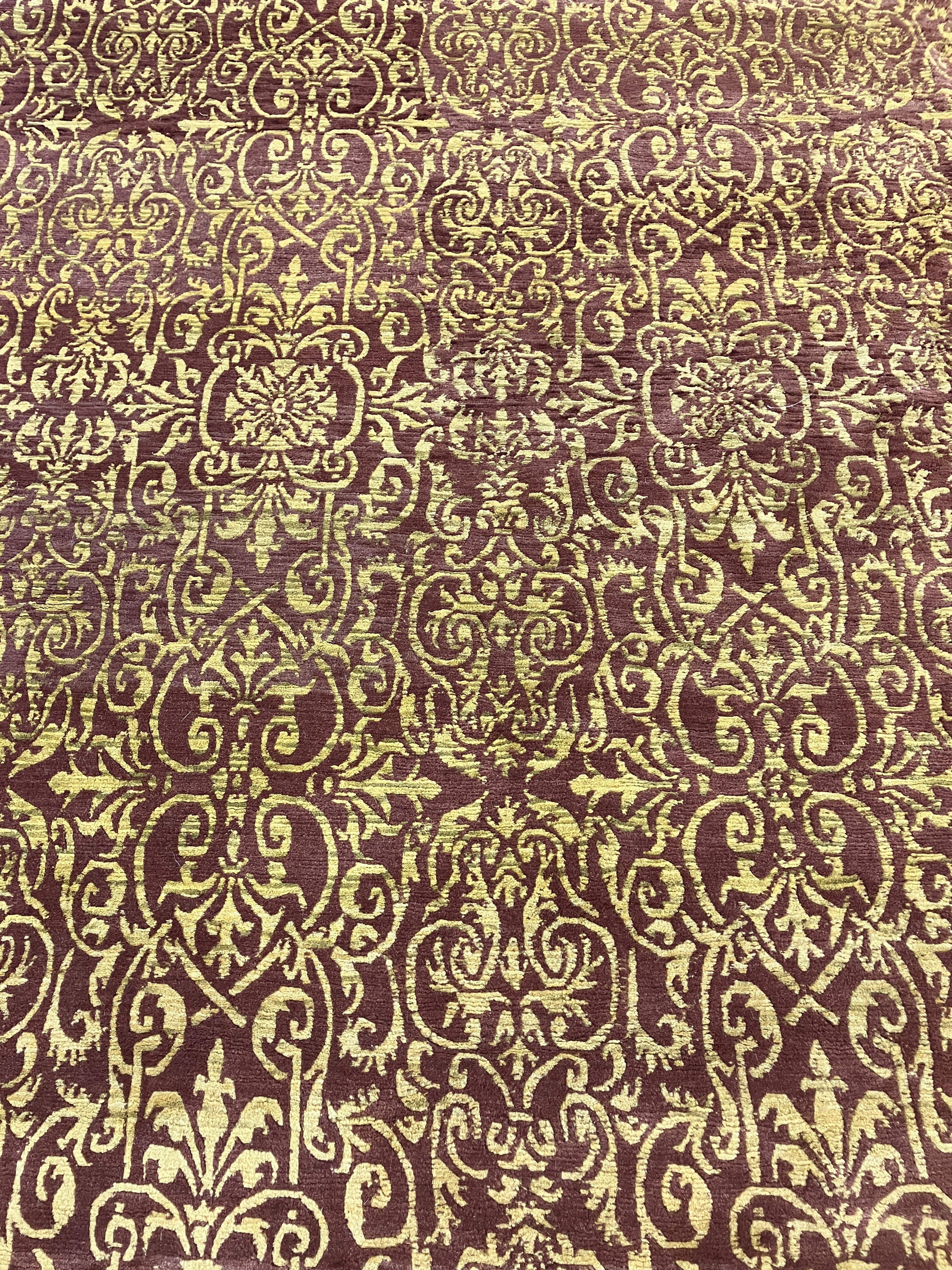 Tibetano Collection Wool - 7' 10" x 8' 03" - Plum & Gold - Wool Contemporary Modern Area Rug - Damask Tibet Nepal Rug
