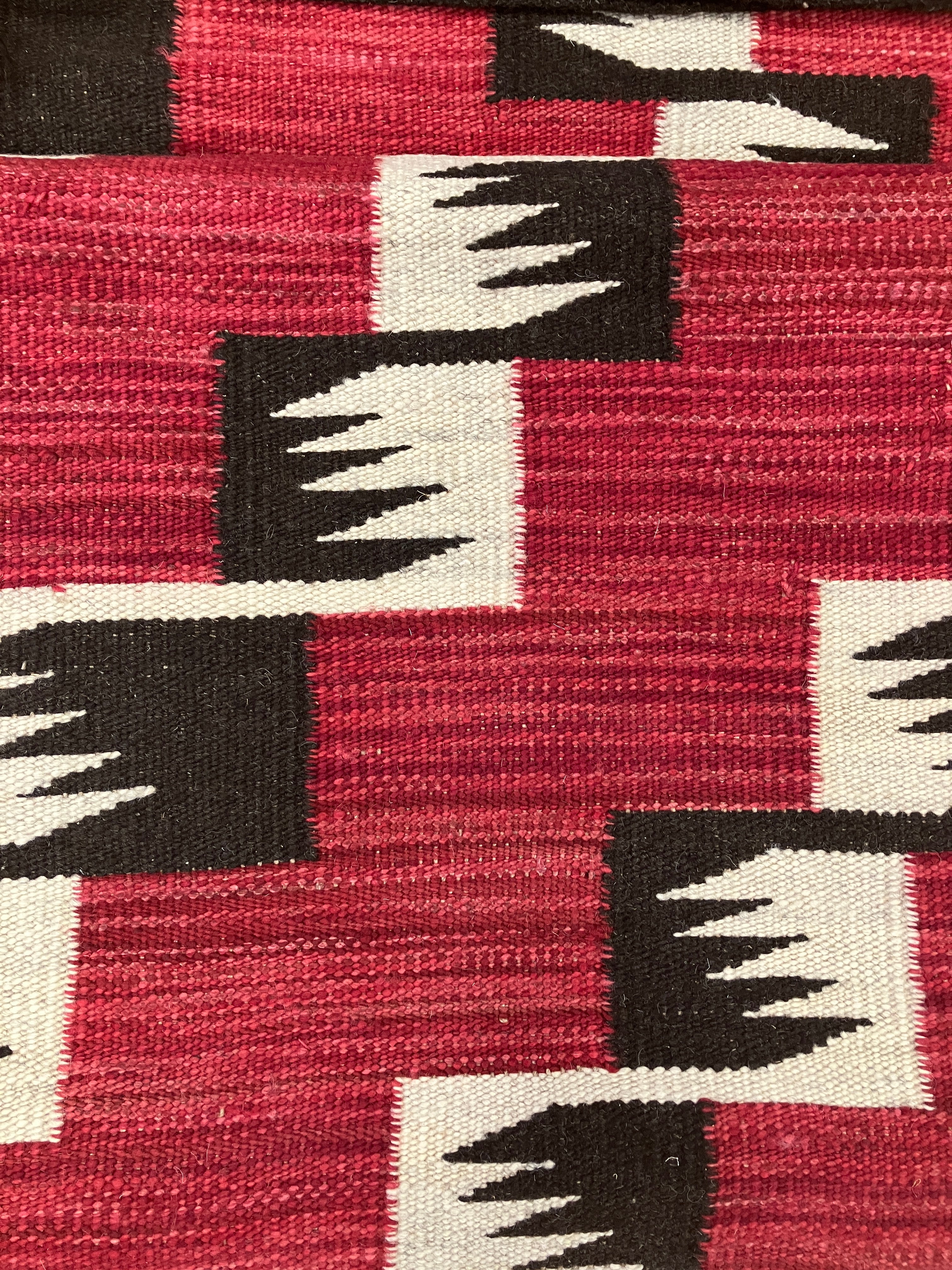 Santafe Collection - 3'x5' 5'x8' 6'x9' 8'x10' 9'x12' 10'x14' - Red White Black - Hand Woven Flat Weave Rug - Southwestern Tribal Rug