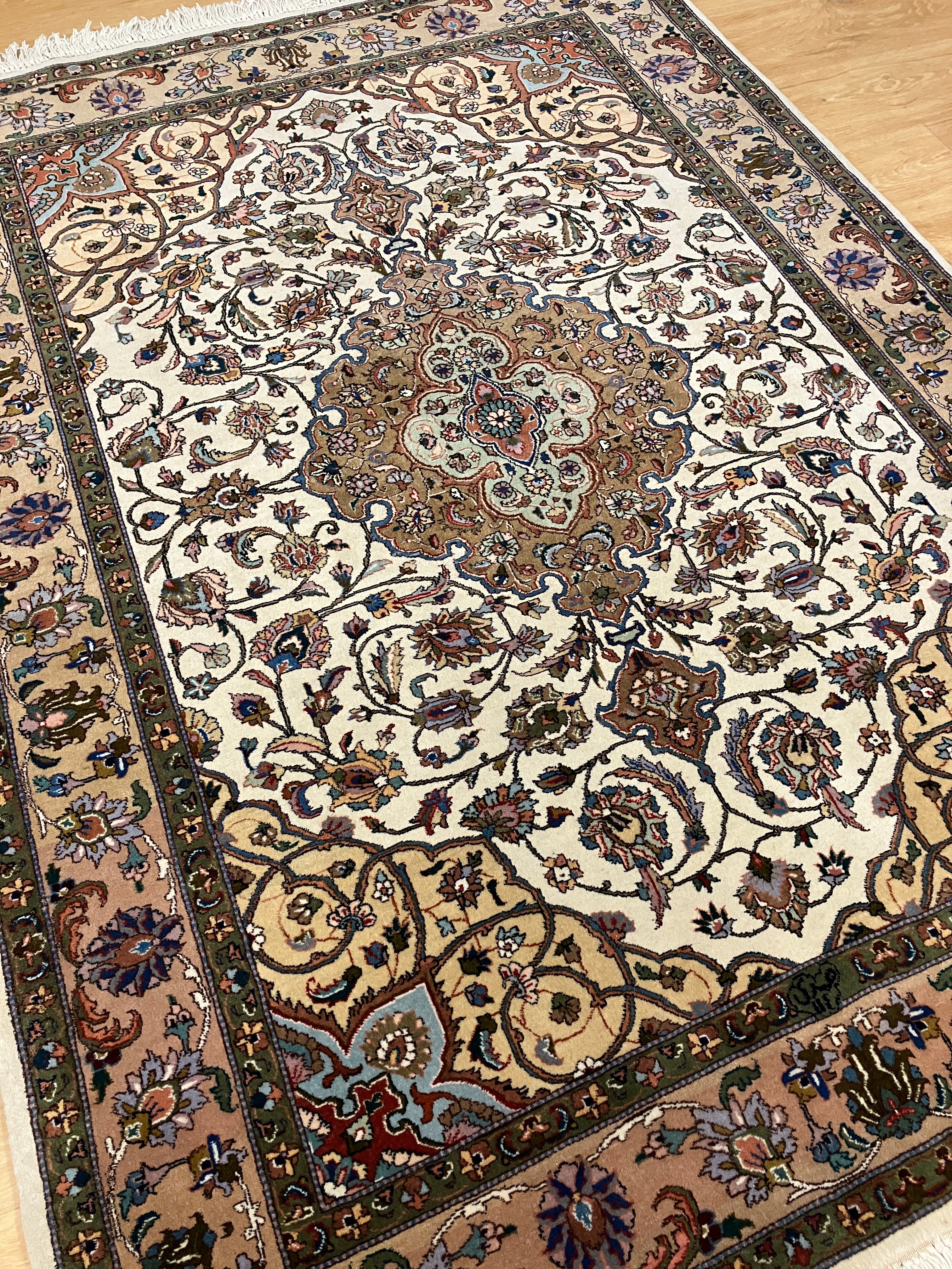 Persian Tabriz - 4' 02" x 5' 10" - Multicolor Garden Design - Hand Knotted Wool Rug - Traditional Classic Persian Tabriz Rug