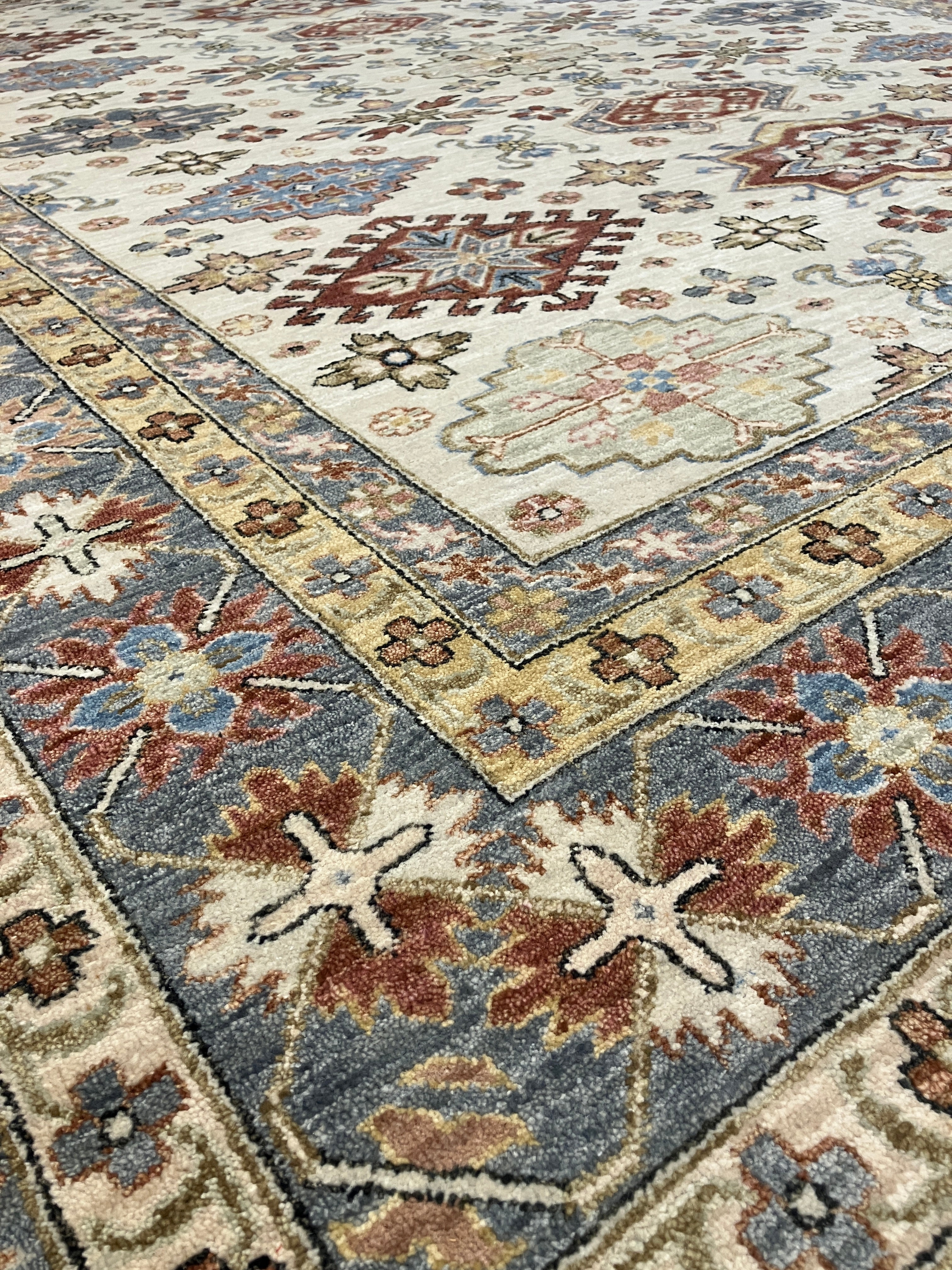 Royal Ziegler Mahal - 8' 1" x 10' 1" - Beige Blue Red Green - Hand Knotted Wool Tribal Geometric Rug