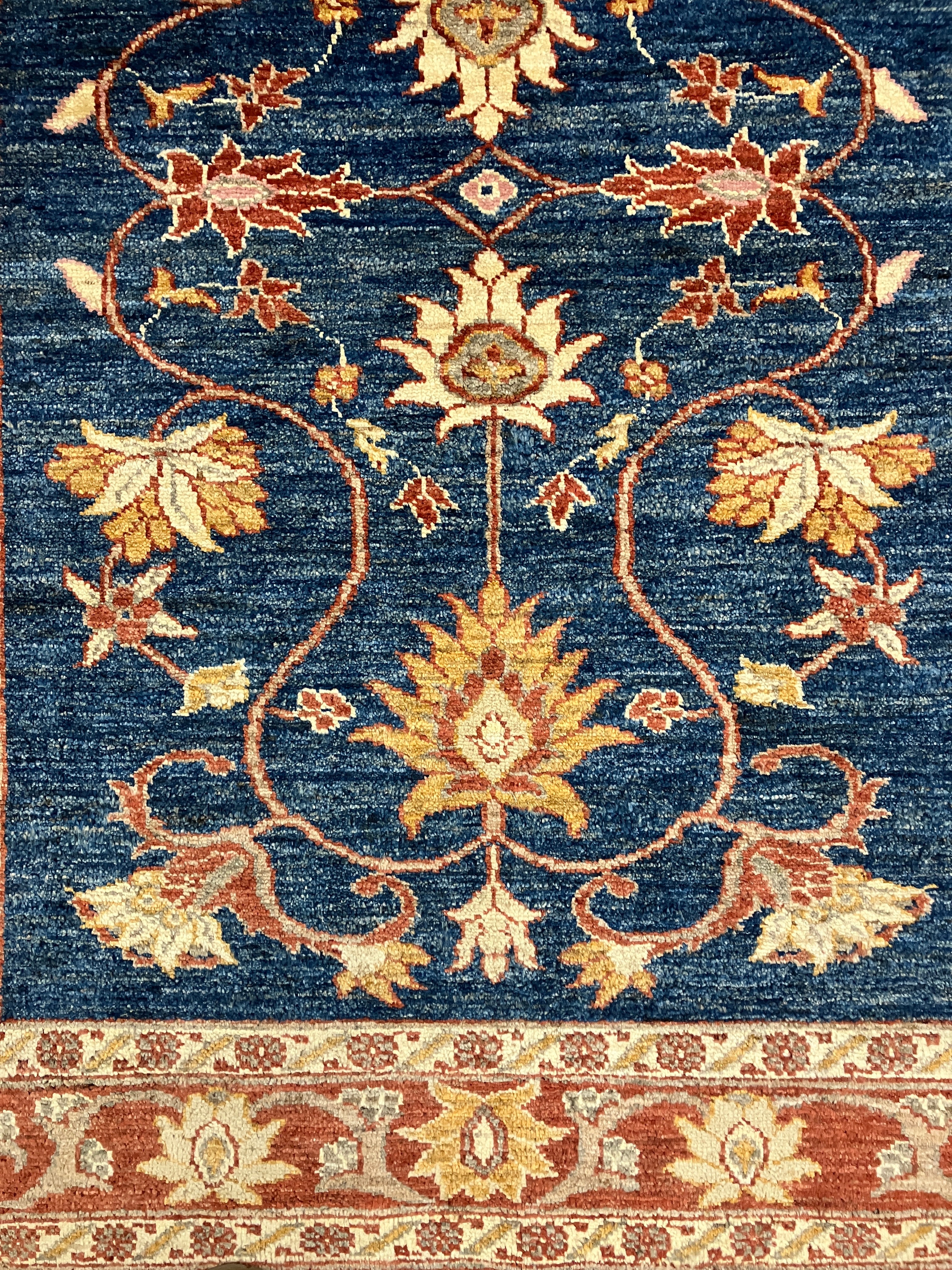 Aryana - 4' 01" x 5' 03" - Blue & Rust - Hand Knotted Floral Aryana Traditional Classic Rug