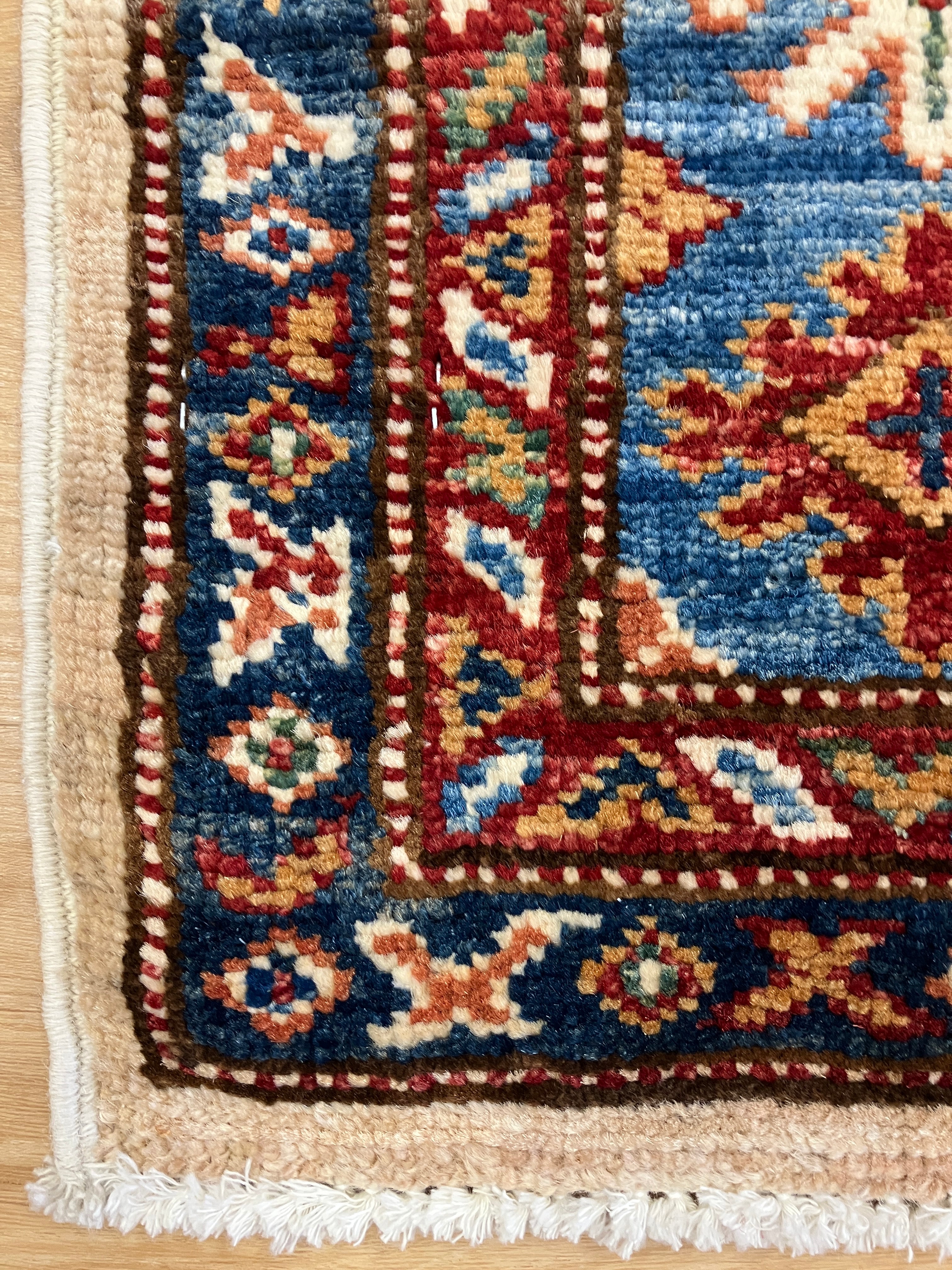 Super Kazak - 4' 00" x 6' 01" - Ivory Multicolor - Hand Knotted Wool Traditional Classic Super Kazak Rug
