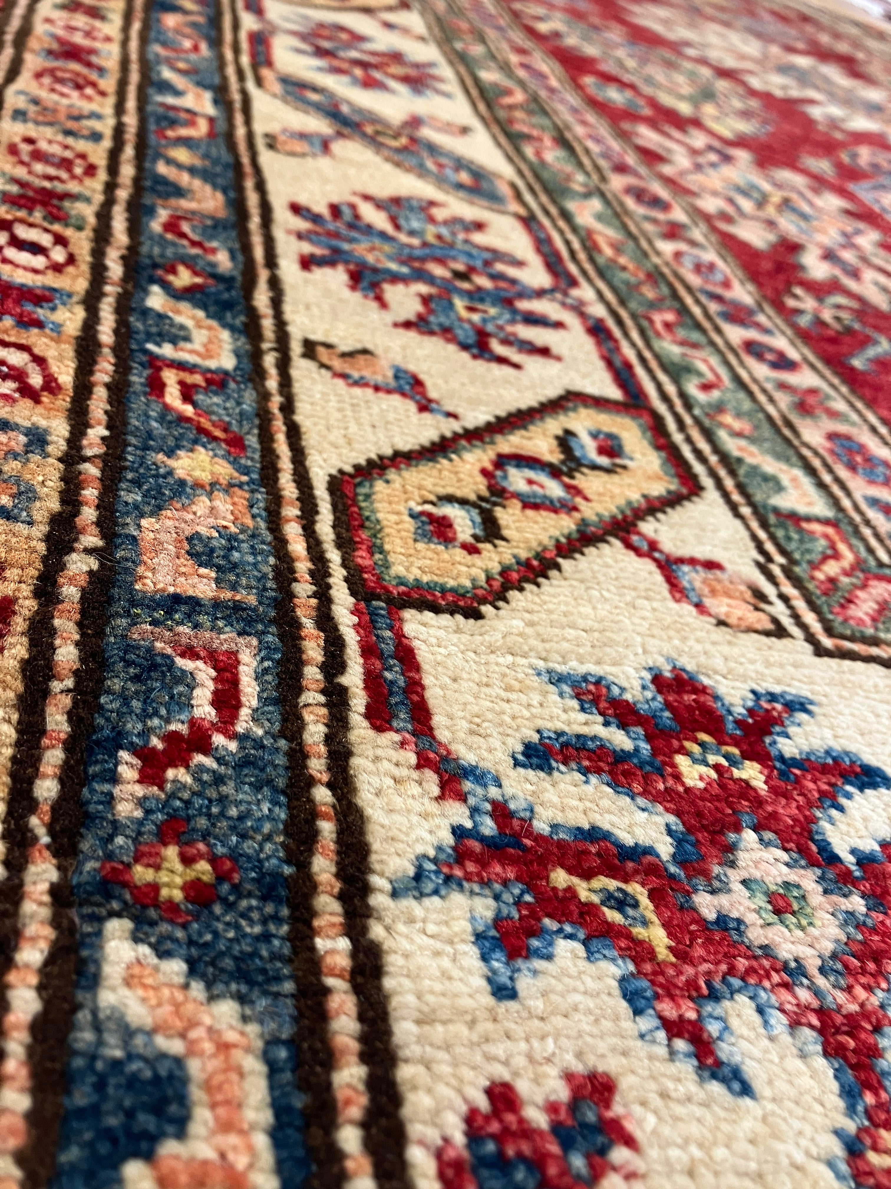 Super Kazak - 4' 03" x 6' 01" - Red Multicolor - Hand Knotted Wool Traditional Classic Super Kazak Rug