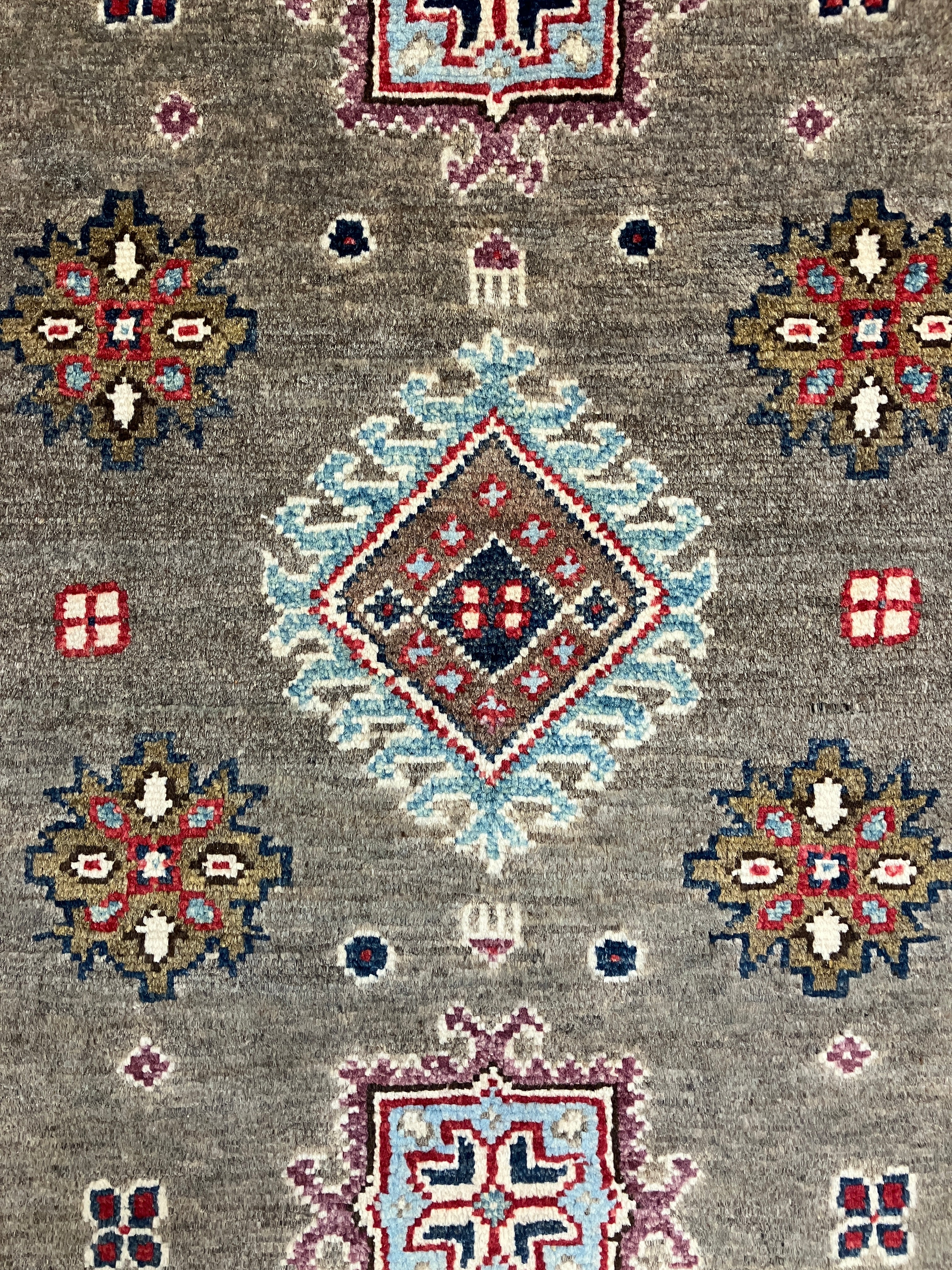 Kazak - 4' 02" x 5' 10" - Grey Ivory Red Blue - Hand Knotted Wool Traditional Classic Kazak Rug