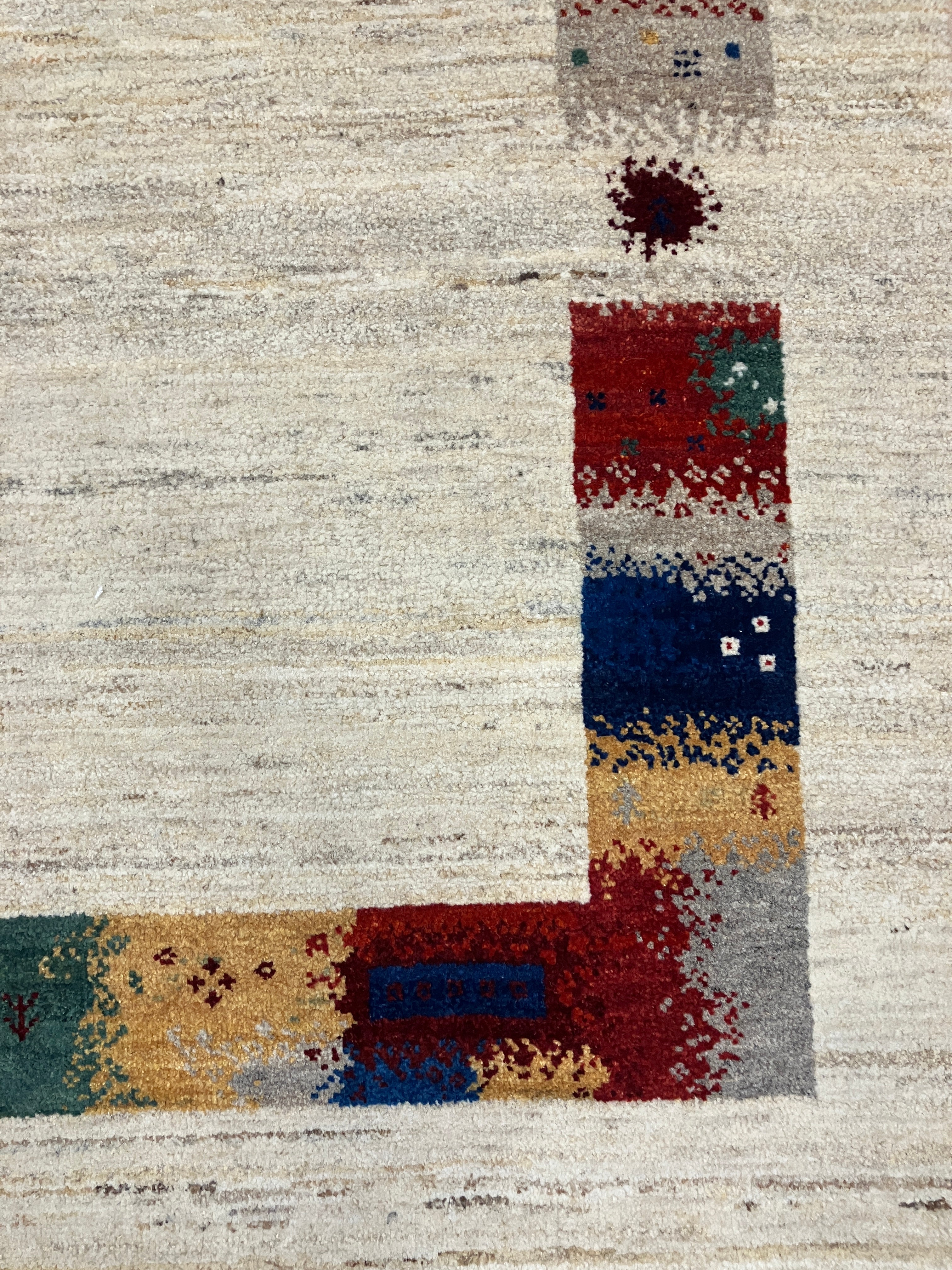 Persian Lori Gabbeh - 4' x 6' - Ivory Beige Multicolor - Hand Knotted Tribal Style Wool Rug