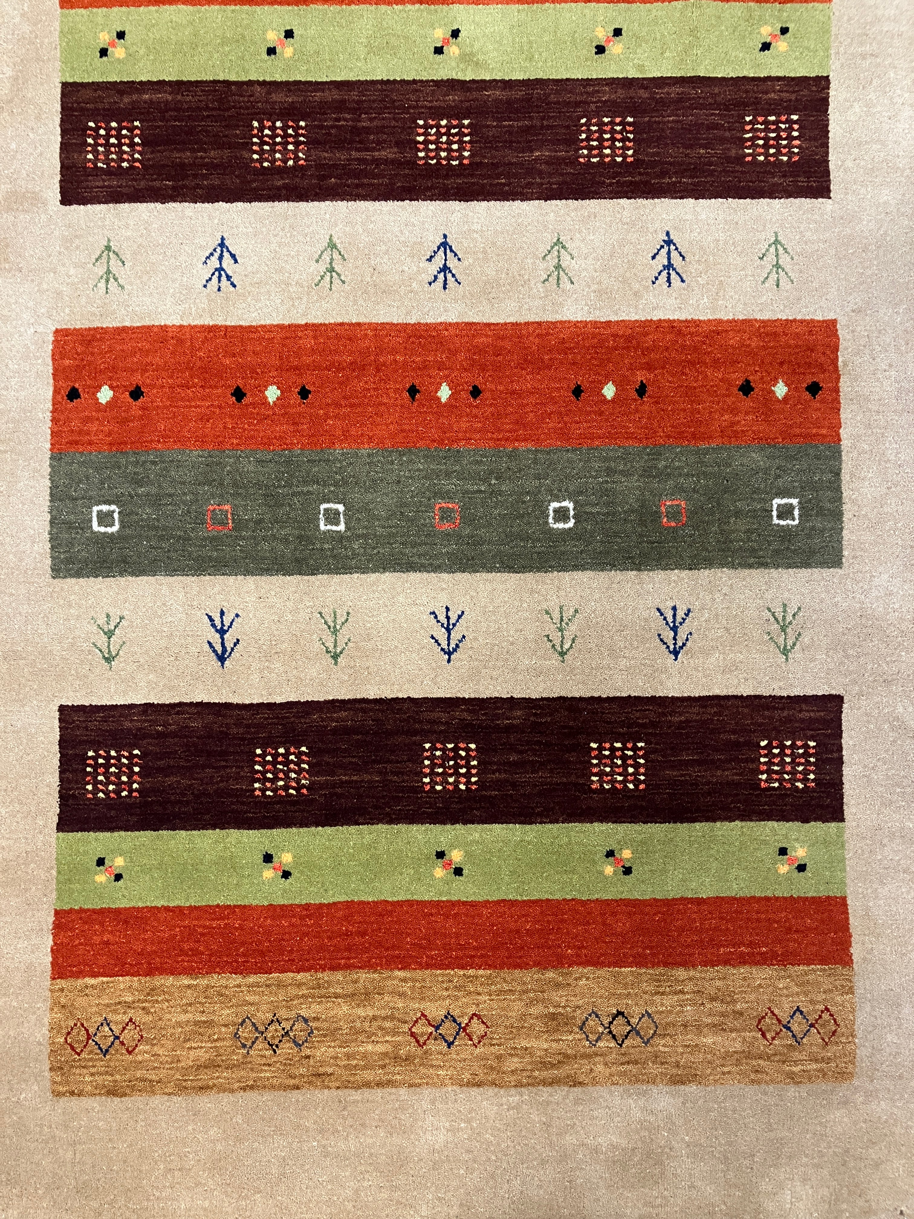Gabbeh - 4' 02" x 6' 00" - Beige Green Brown Rust Multicolor - Hand Knotted Tribal Rustic Wool Rug