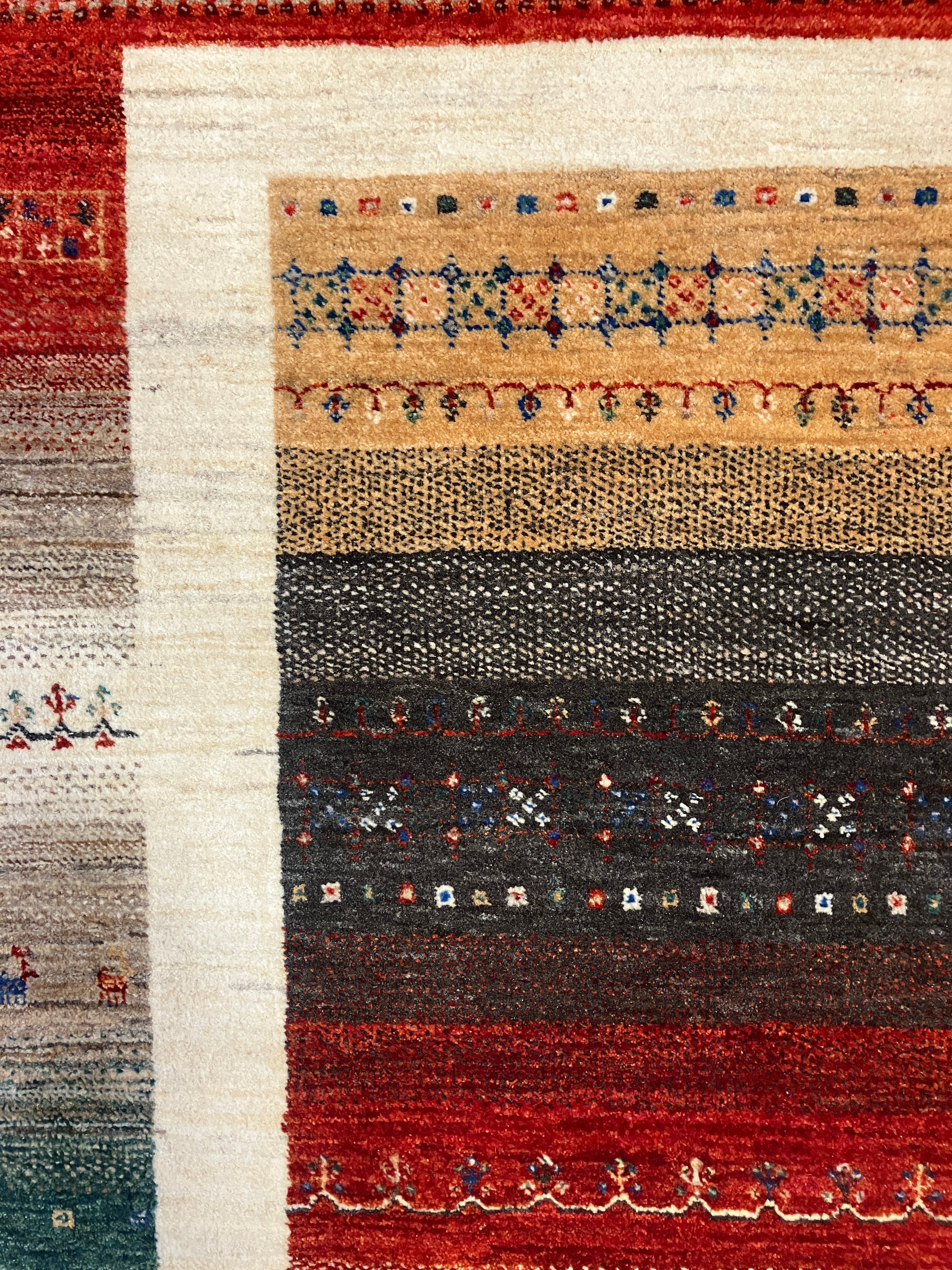 Persian Lori Gabbeh - 4' x 6' - Multicolor Primary Colors - Hand Knotted Persian Wool Rug