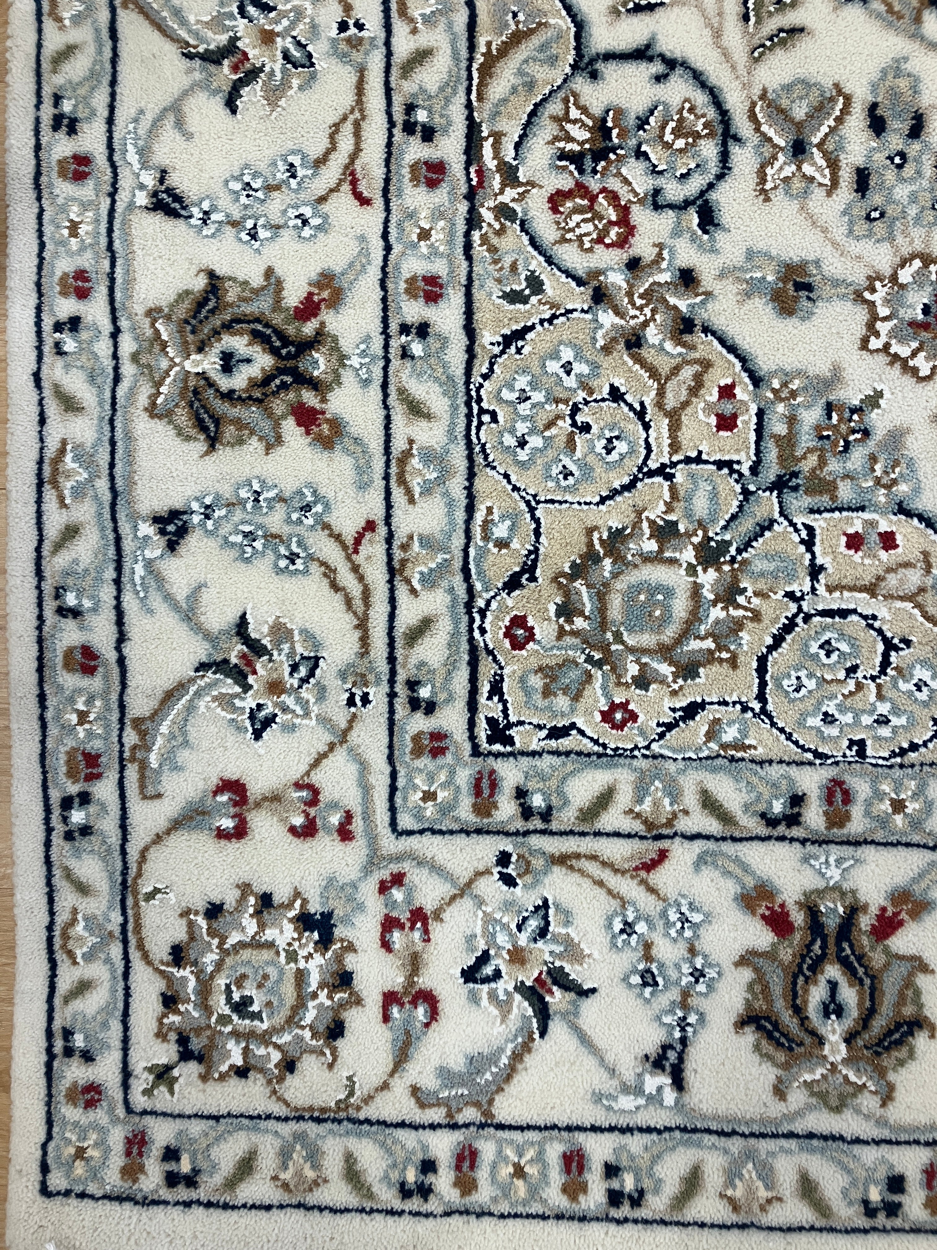 Nain Wool & Silk - 4' 03" x 6' 03" - Ivory Blue Multicolor  - Hand Knotted Traditional Classic Nain Wool Rug