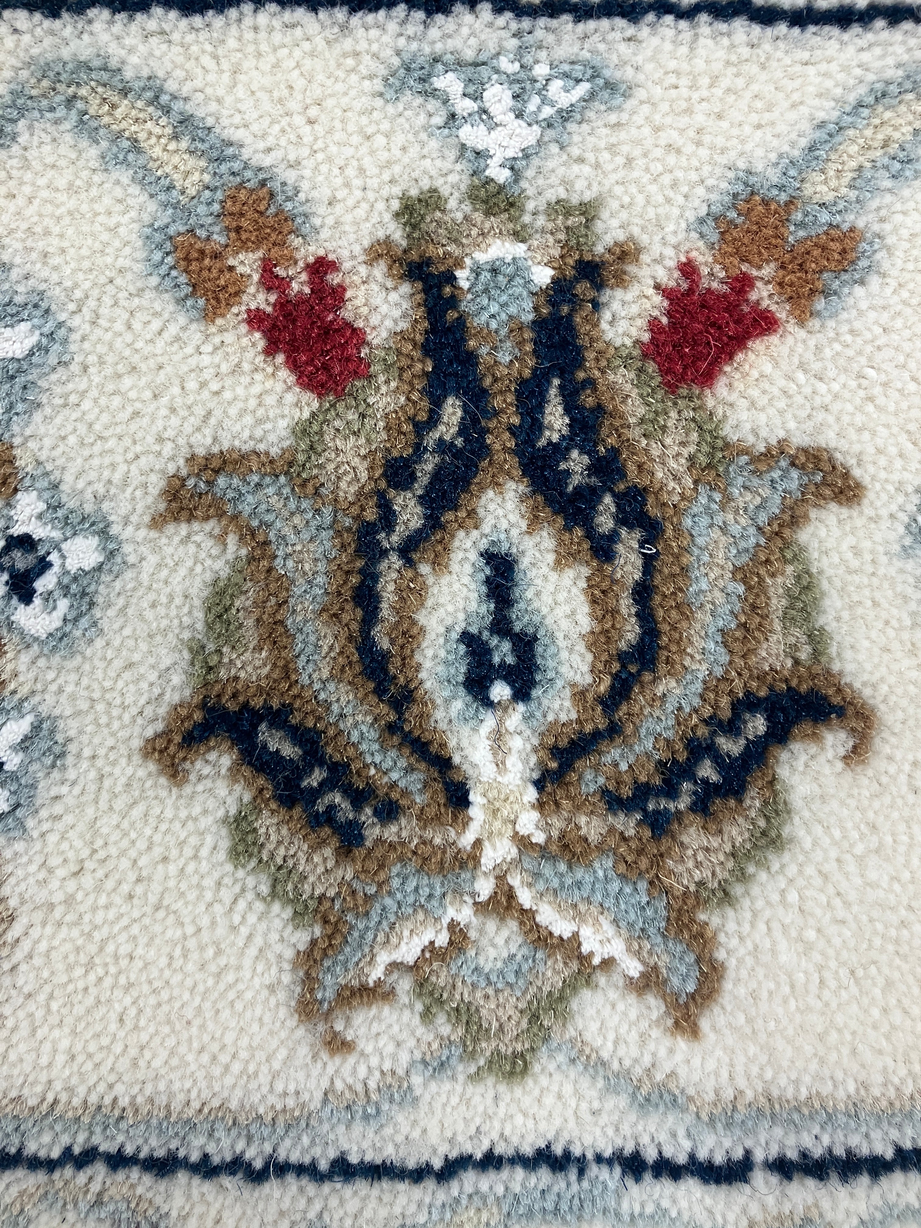 Nain Wool & Silk - 4' 03" x 6' 03" - Ivory Blue Multicolor  - Hand Knotted Traditional Classic Nain Wool Rug