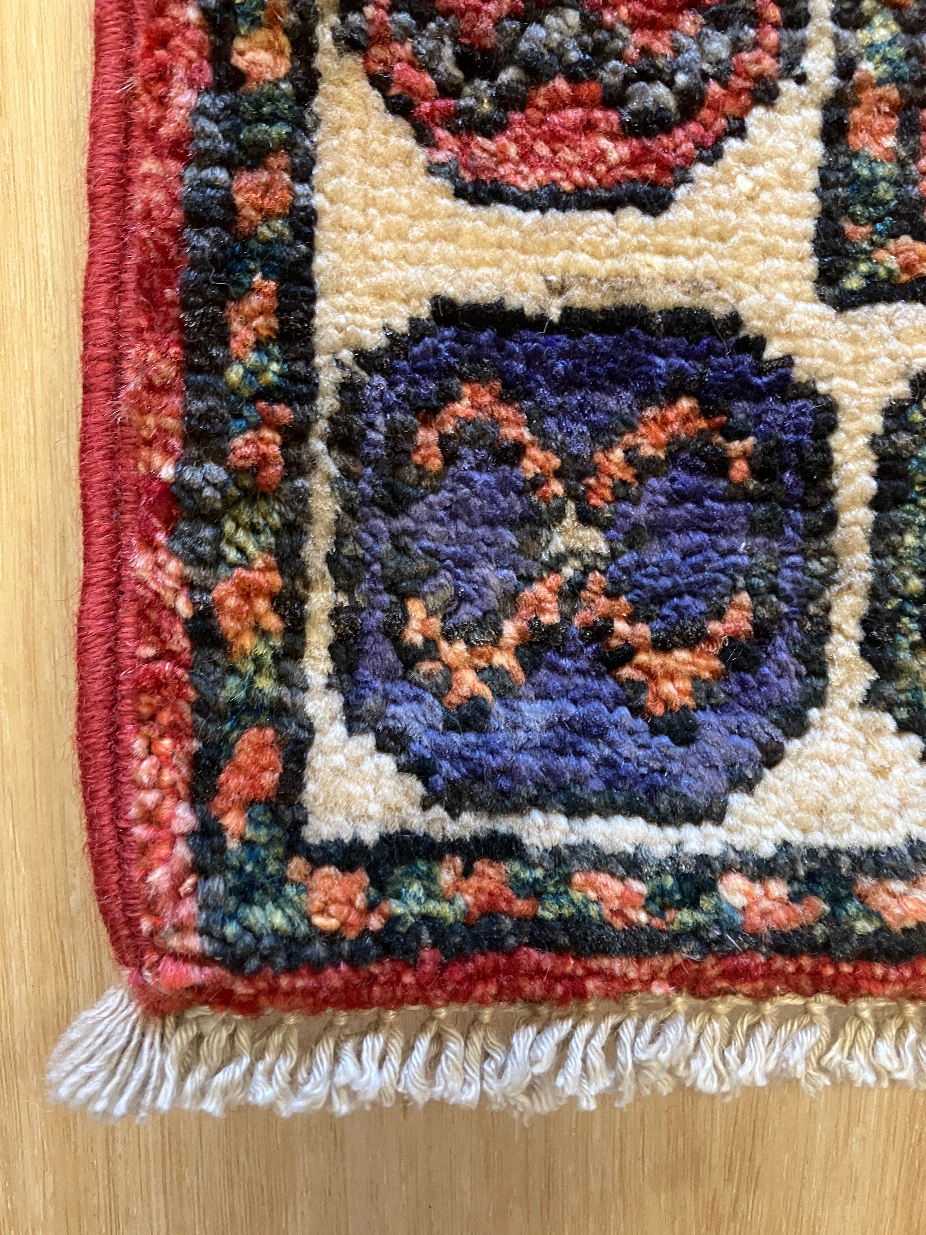 Nirvana Collection - 2' x 3' Rug - Red Multicolor - Hand Knotted Traditional Classic Wool Rug