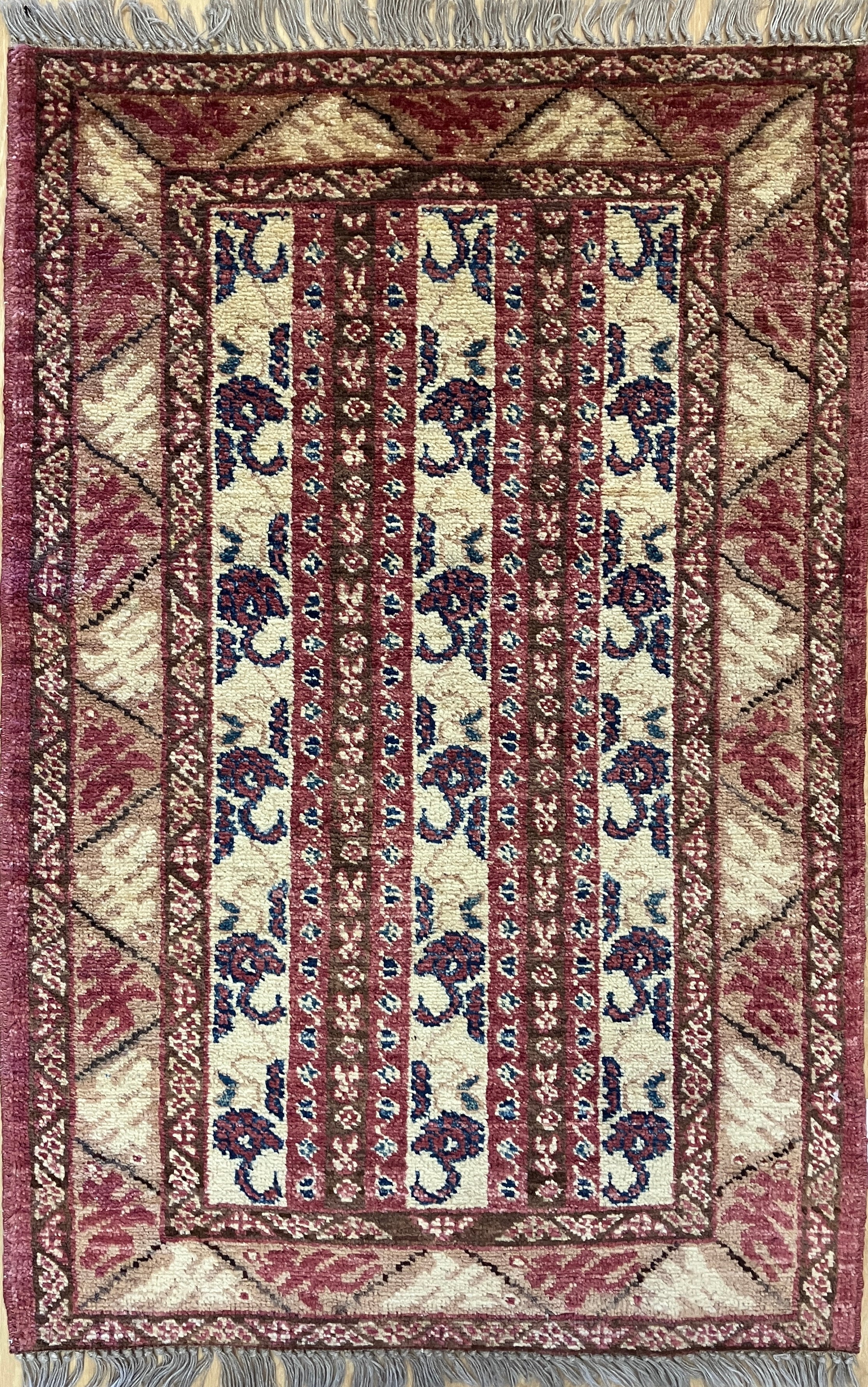 Oushak - 2' 02" x 3' 03" Rug - Rose & Ivory - Hand Knotted Traditional Classic Wool Rug