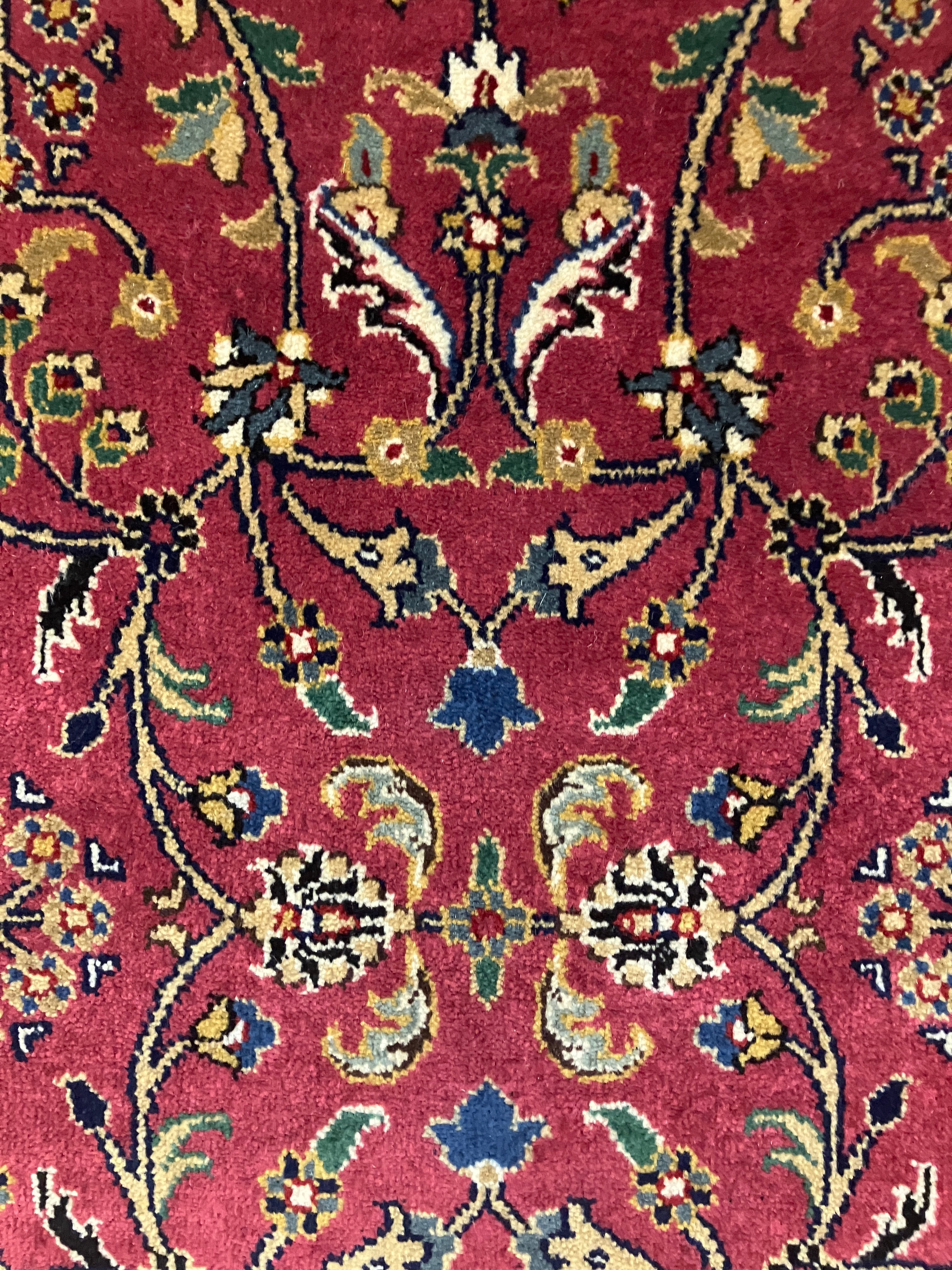 Sarouk - 2' x 3' Rug - Burgundy Multicolor - Hand Knotted Floral Traditional Classic Wool Rug