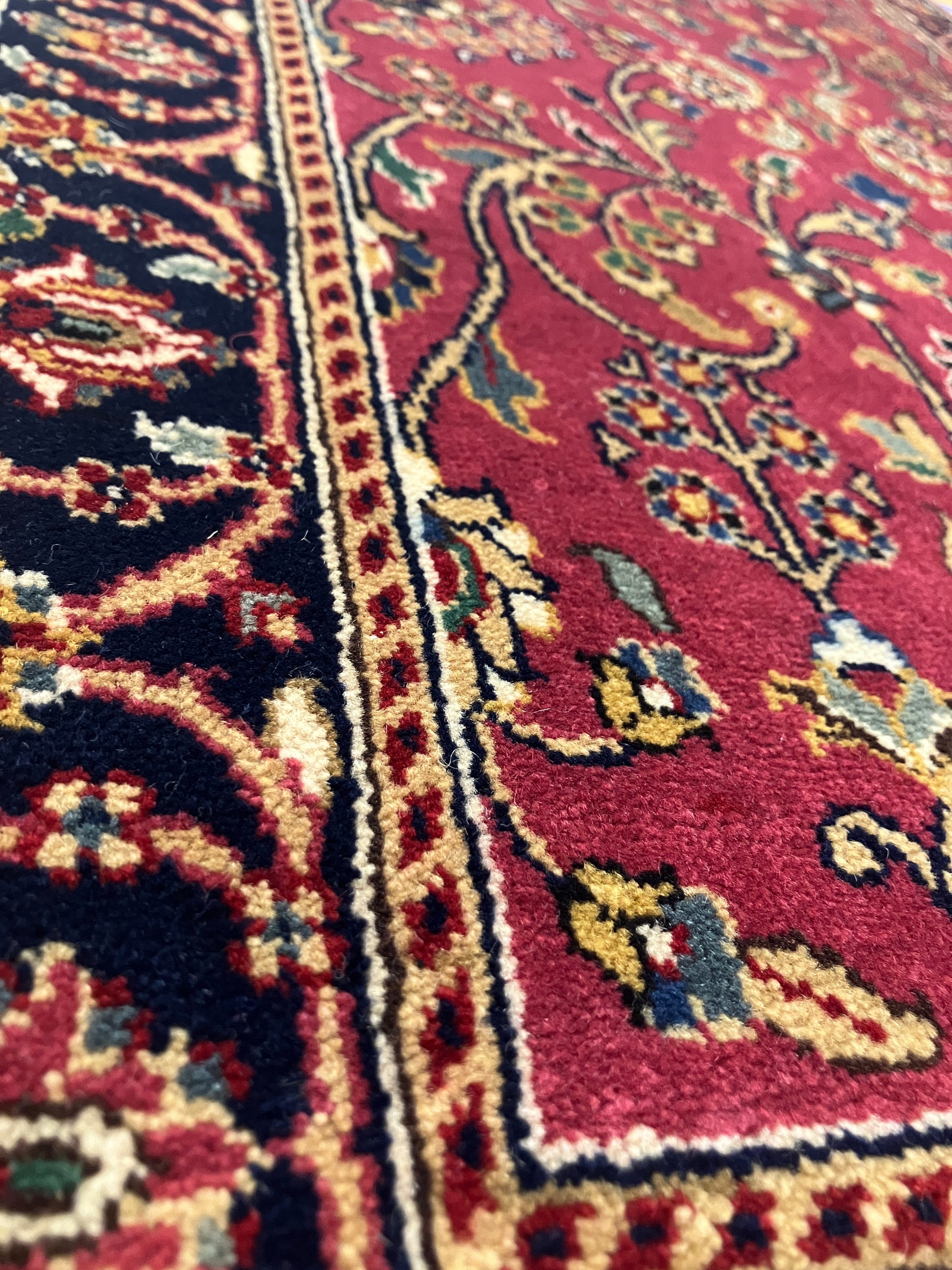 Sarouk - 2' x 3' Rug - Burgundy Multicolor - Hand Knotted Floral Traditional Classic Wool Rug