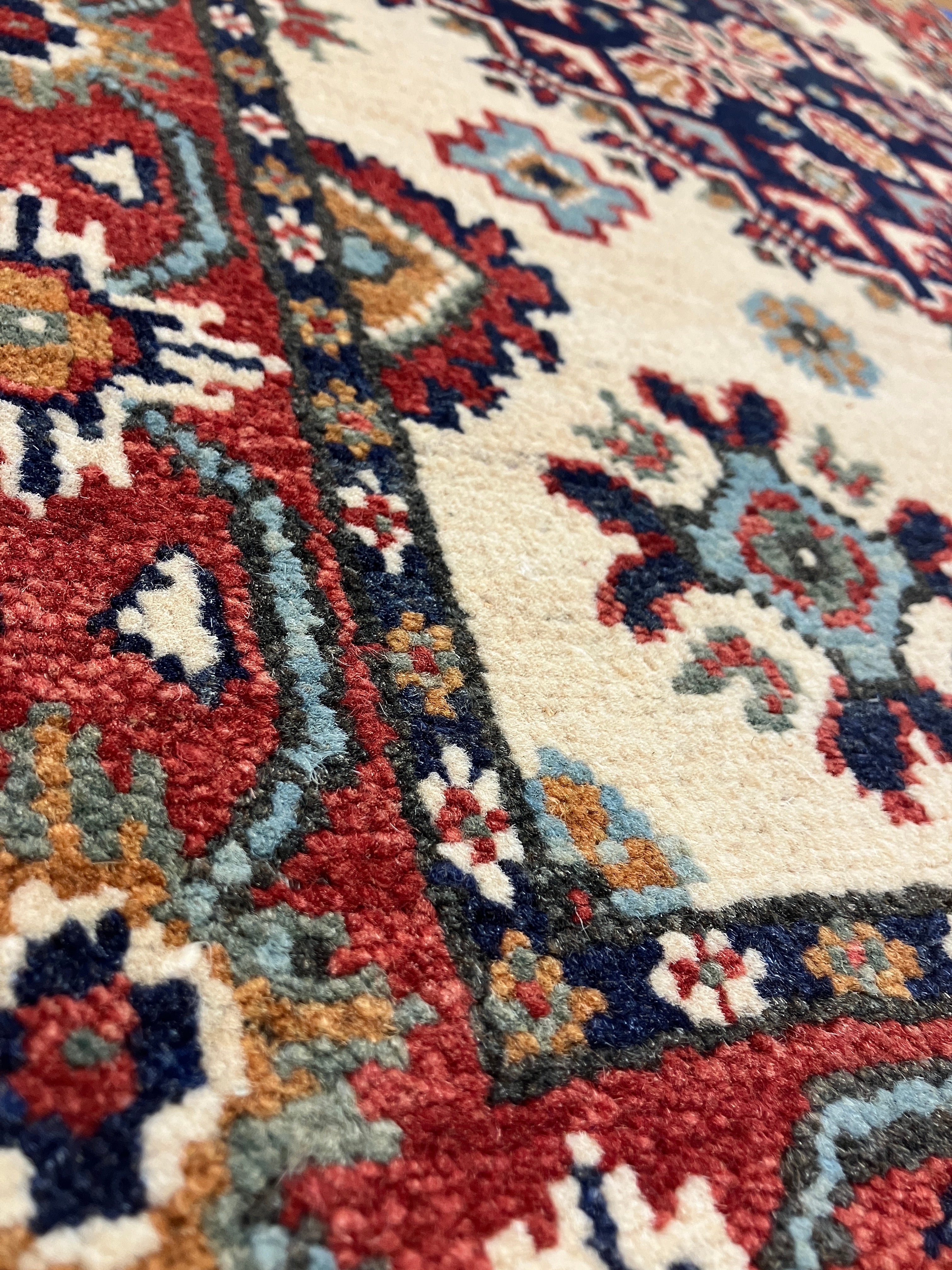 Kazak - 2' x 3' Rug - Ivory Red & Blue - Hand Knotted Traditional Classic Wool Kazak Rug Mat