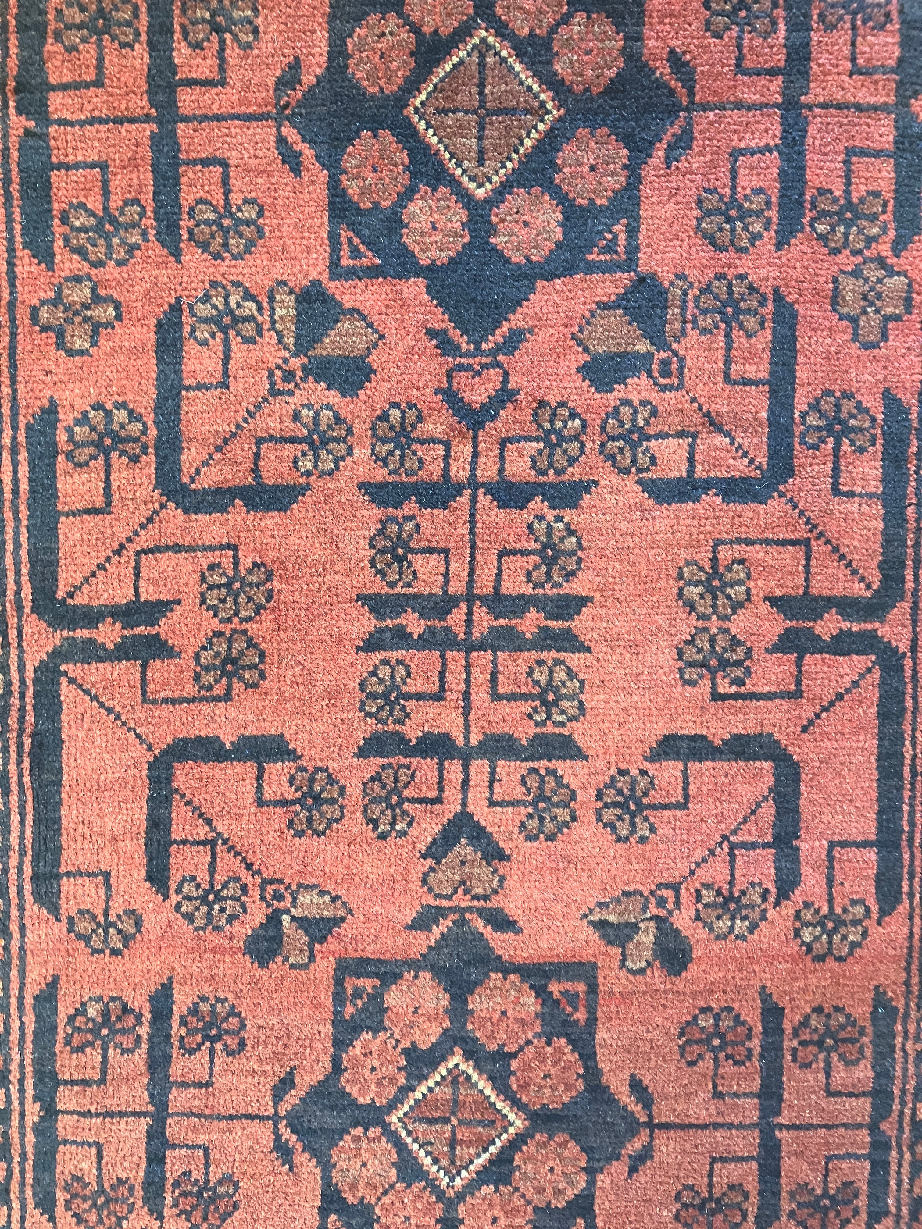 Bokara - 1' 08" x 3' 02" Rug - Red & Navy - Hand Knotted Traditional Classic Wool Rug