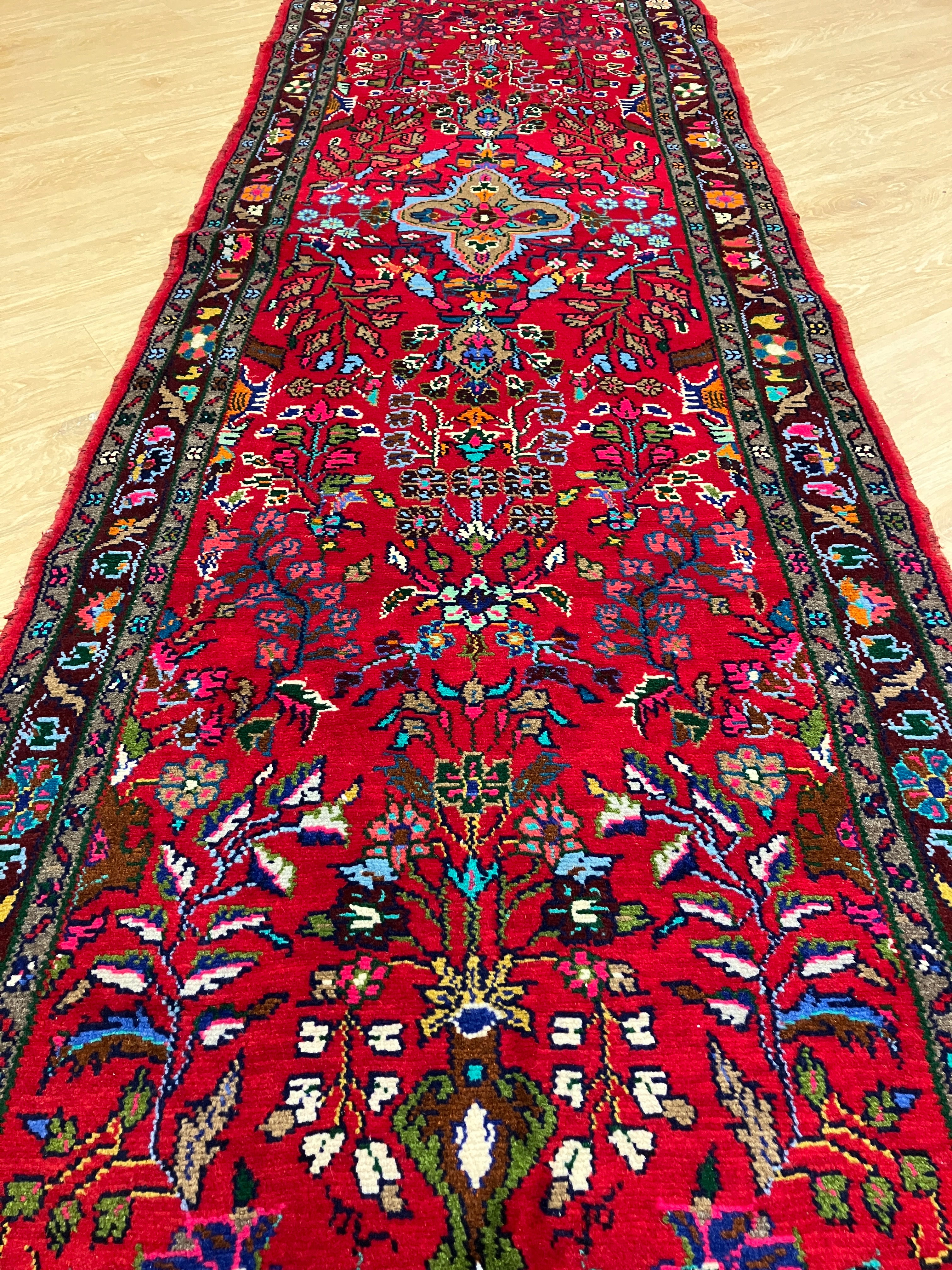 Hamadan Runner - 2' 09" x 9' 01" - Red Floral Multicolor - Hand Knotted Wool Traditional Classic Runner