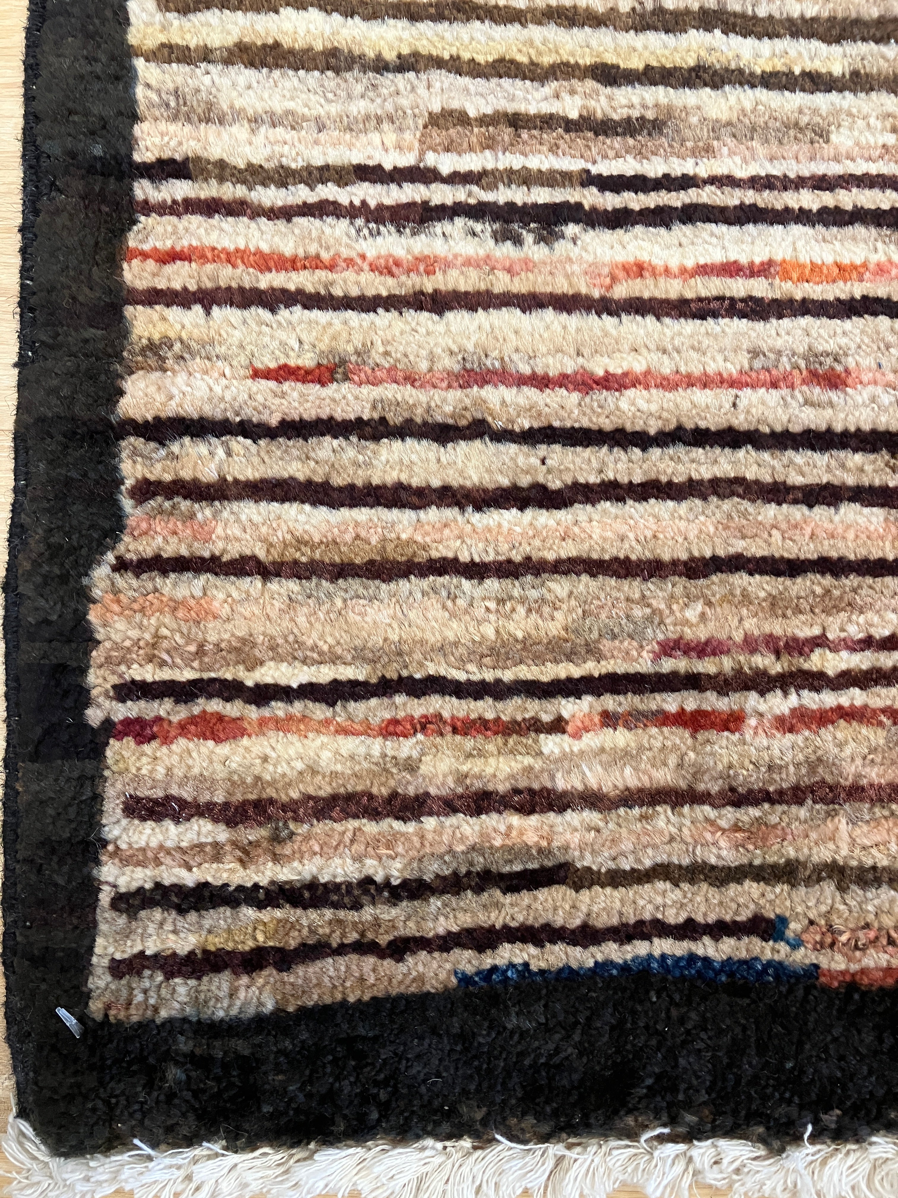 Gabbeh Kashkoli - 2' 06" x 3' 11" - Beige, Brown & Multicolor - Hand Knotted Tribal Rustic Wool Rug Mat