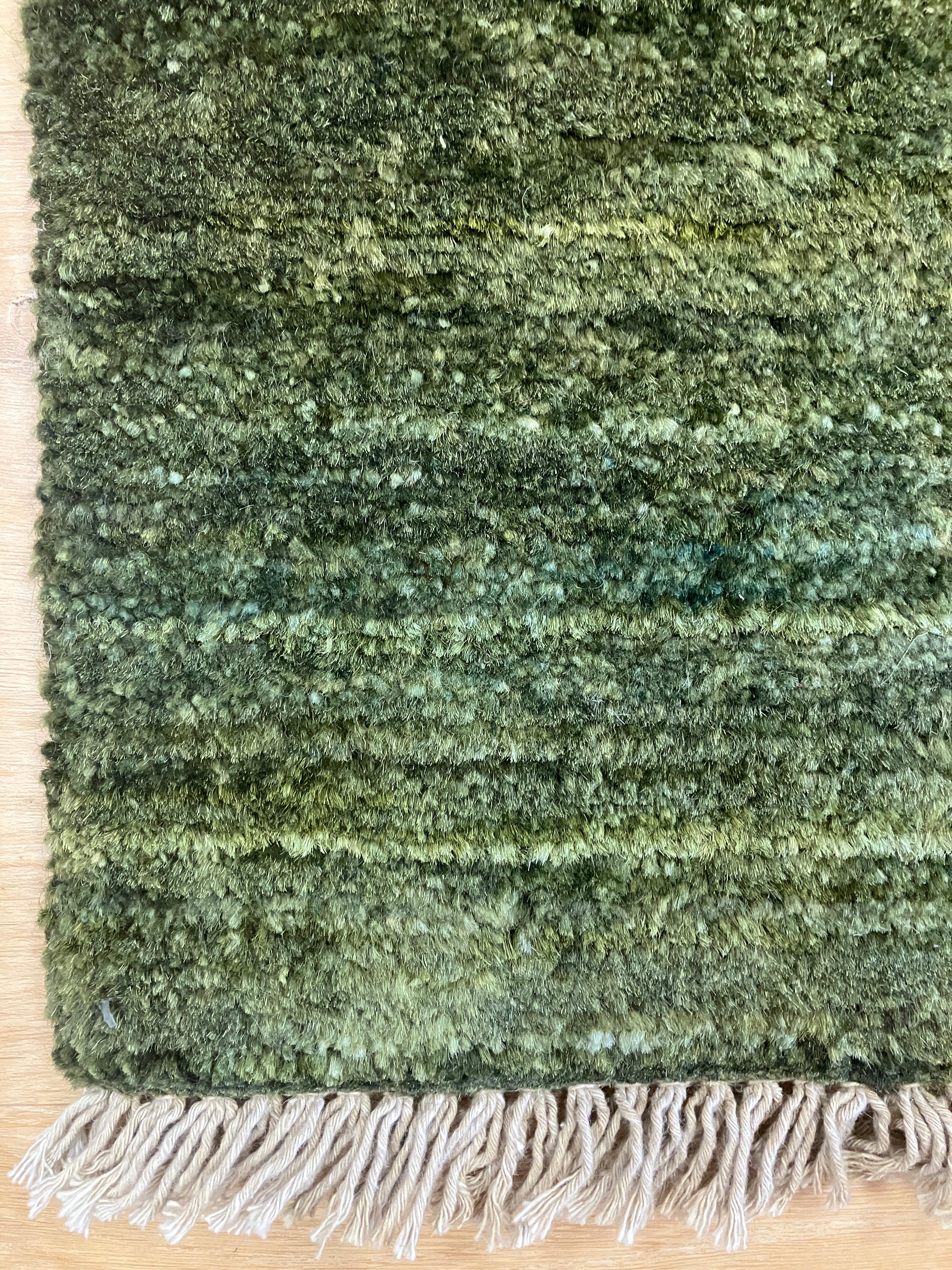 Gabbeh Kashkoli - 4' 11" x 6' 07" - Green & Beige - Hand Knotted Tribal Rustic Wool Rug