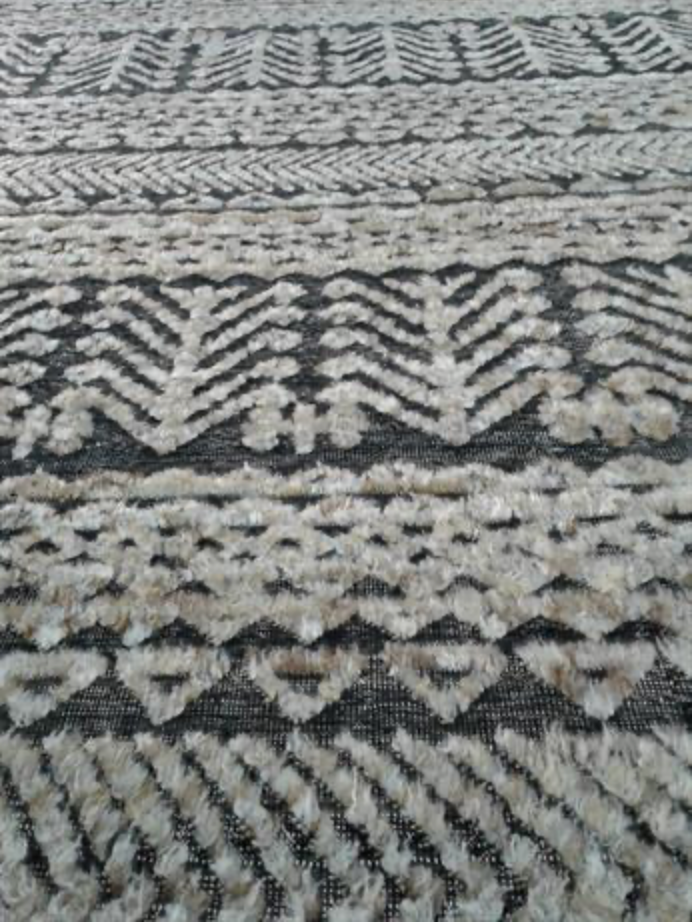 Souf Collection - 9' 00" x 11' 11"  - Moroccan Shag Style - Black Beige - Hand Knotted Wool Area Rug