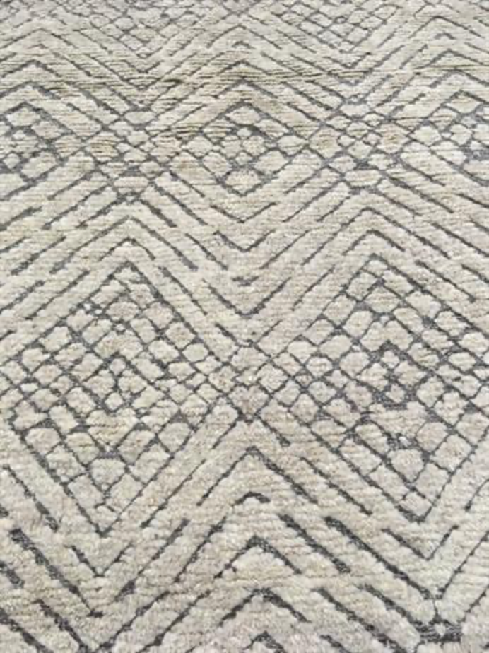 Atlas Collection - 5' 03" x 7' 07" - Ivory & Black Wool Modern Contemporary Rustic Rug - Hand Knotted Area Rug