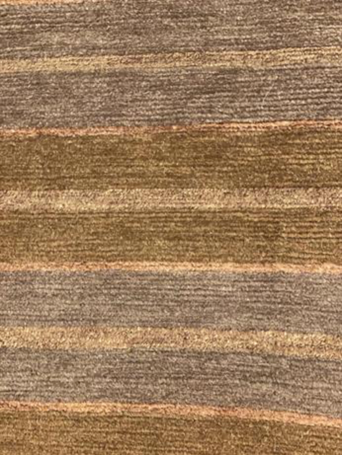 Tibetano Collection Silk & Wool - 6' 11" x 8' 00" - Camel & Grey - Wool & Silk Contemporary Modern Area Rug - Nepal Tibet