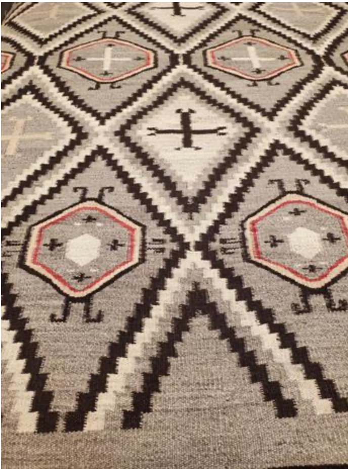 Santafe Collection - 5' 03" x 8' 00" Rug - Grey White Black Red - Hand Woven Flat Weave Rug - Southwestern Tribal Area Rug