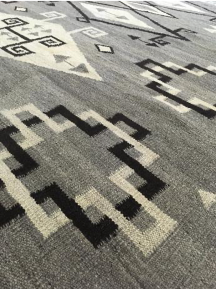 Santafe Collection - 3'x5' 5'x8' 9'x12' Rug - Grey Black White - Hand Woven Flat Weave Rug - Southwestern Tribal Area Rug