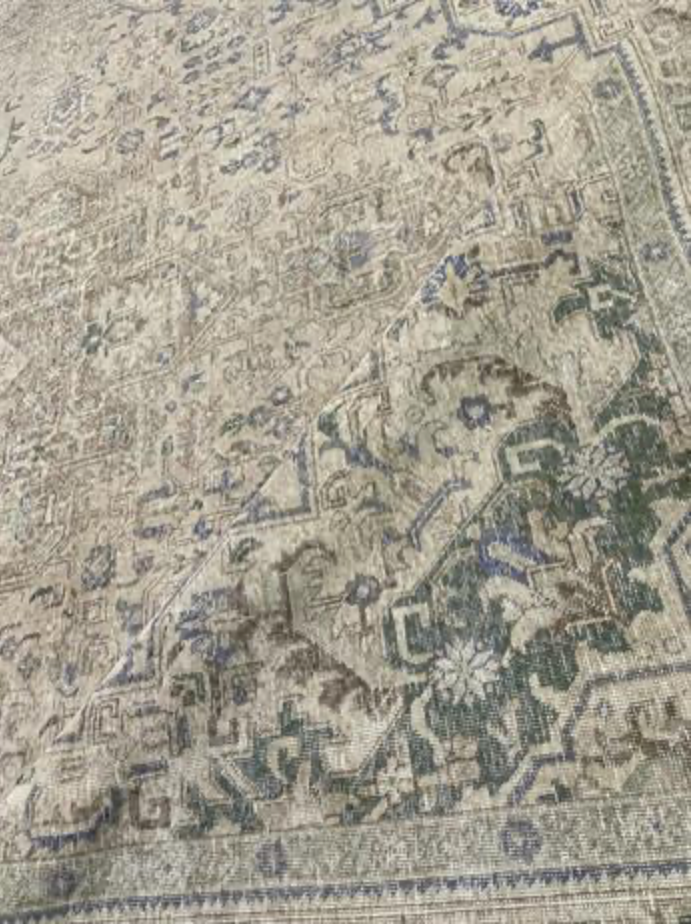 Vintage Persian Tabriz Heriz - 9' 07" x 12' 11" - Beige Blue Green Brown - Hand Knotted Wool Vintage Persian Tabriz Heriz Rug