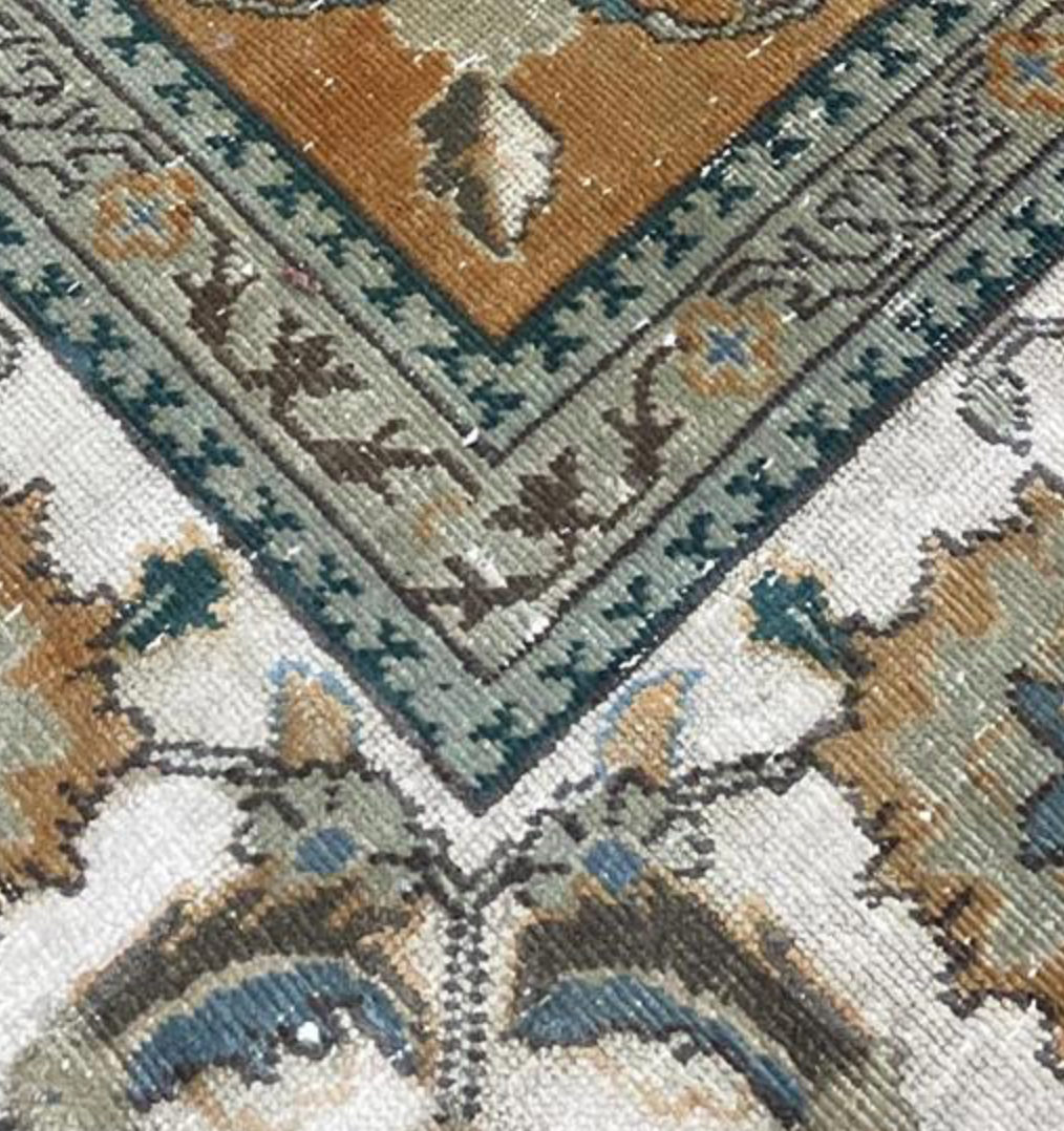 Renaissance Collection - 7' 11" x 10' 03" - Rust Blue White Grey - Hand Knotted Wool Distressed Traditional Rustic Tribal Rug