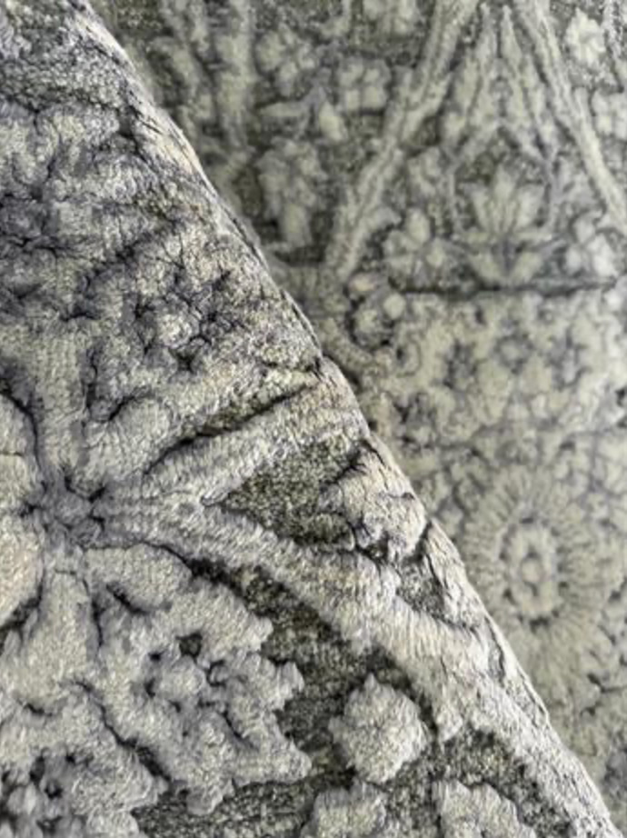 Lahore Collection Wool & Silk Runner - 3' 01" x 10' 00" - Grey & Ivory - Hand Knotted Wool & Silk Floral Classic Traditional Runner
