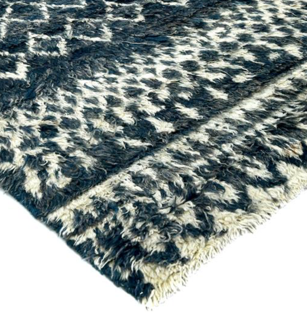 Moroccan Wool Shag Rug - 6' 02" x 9' 03" - Dark Blue & White - Hand Knotted Wool Tribal Boho Rustic Shag Rug